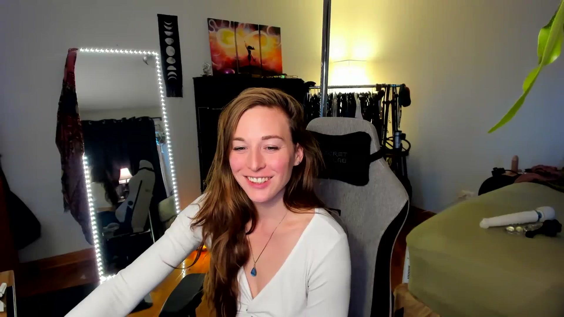 Gallery image thumbnail from She_is_Sam's myfreecams stream on, 01/05/2024, 17:59 image 6 of 20