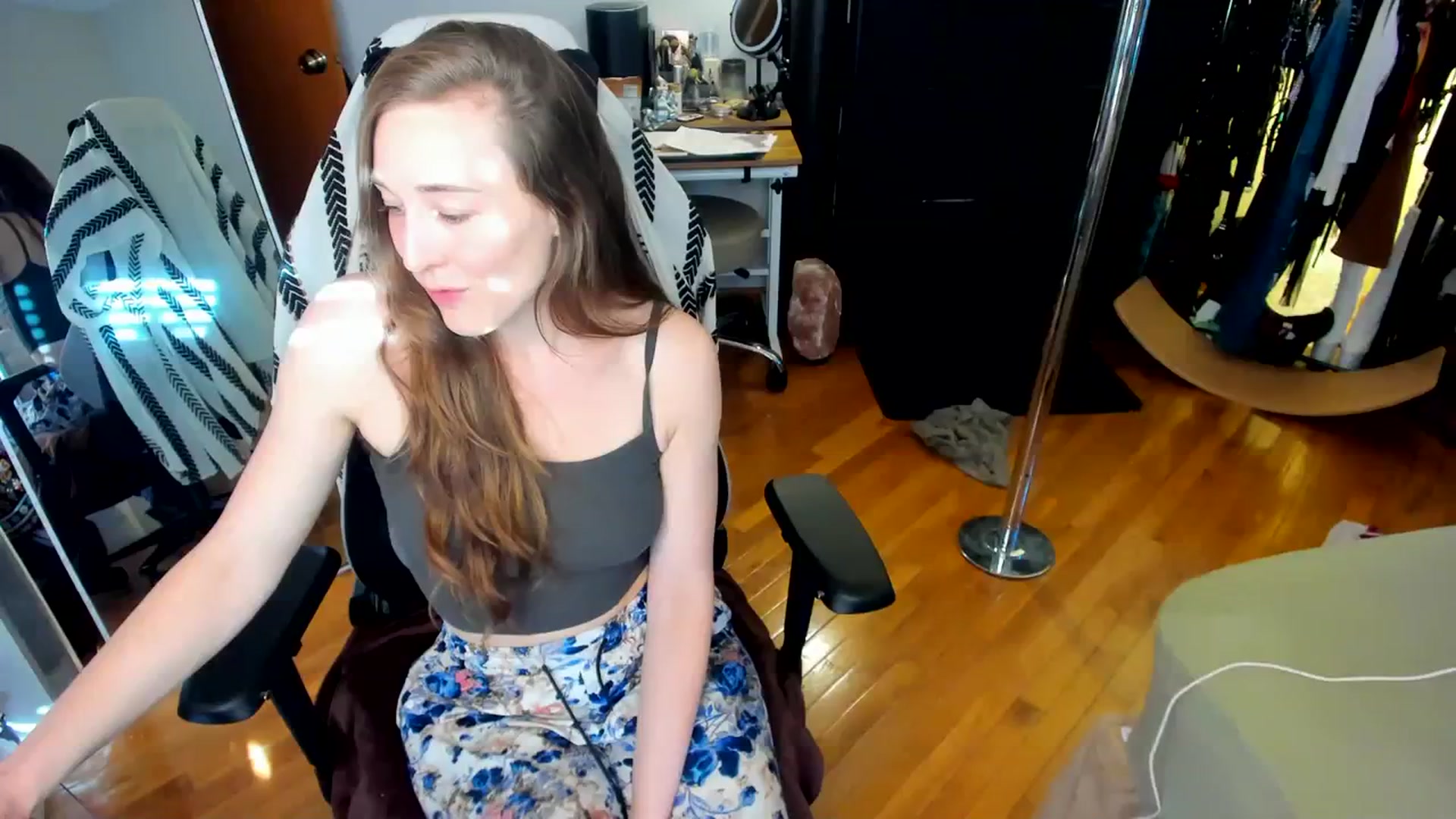 Gallery image thumbnail from She_is_Sam's myfreecams stream on, 02/29/2024, 21:39 image 1 of 20