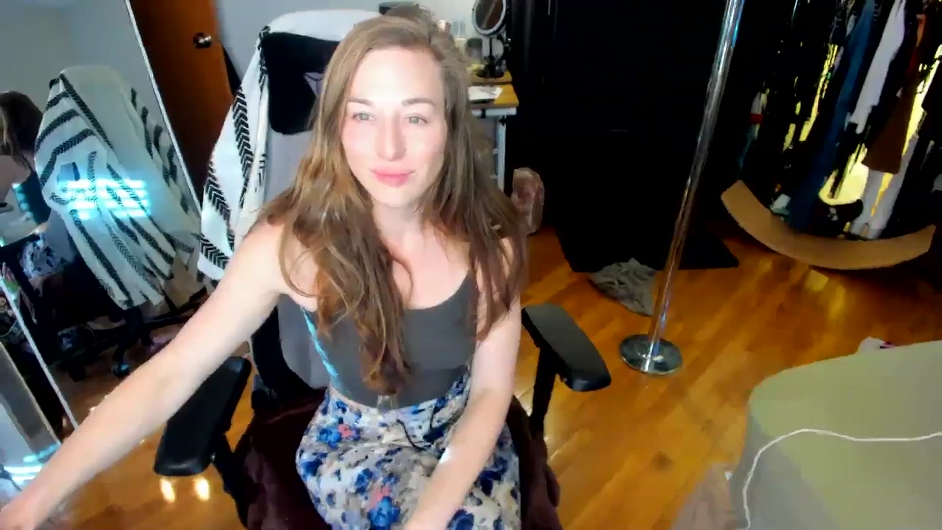 Gallery image thumbnail from She_is_Sam's myfreecams stream on, 02/29/2024, 21:39 image 2 of 20