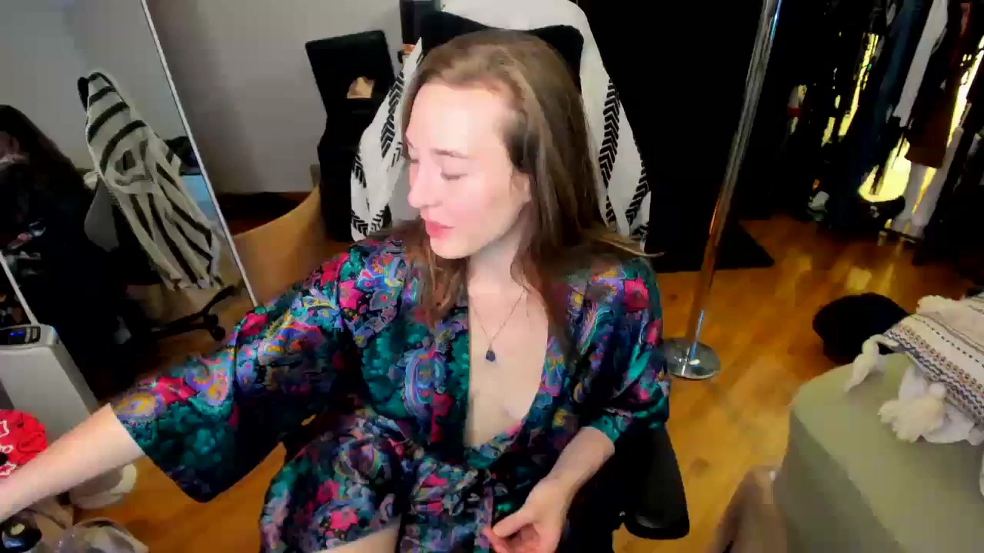 Gallery image thumbnail from She_is_Sam's myfreecams stream on, 03/09/2024, 08:15 image 4 of 20