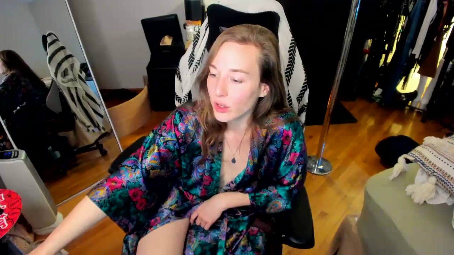 Gallery image thumbnail from She_is_Sam's myfreecams stream on, 03/09/2024, 08:15 image 6 of 20
