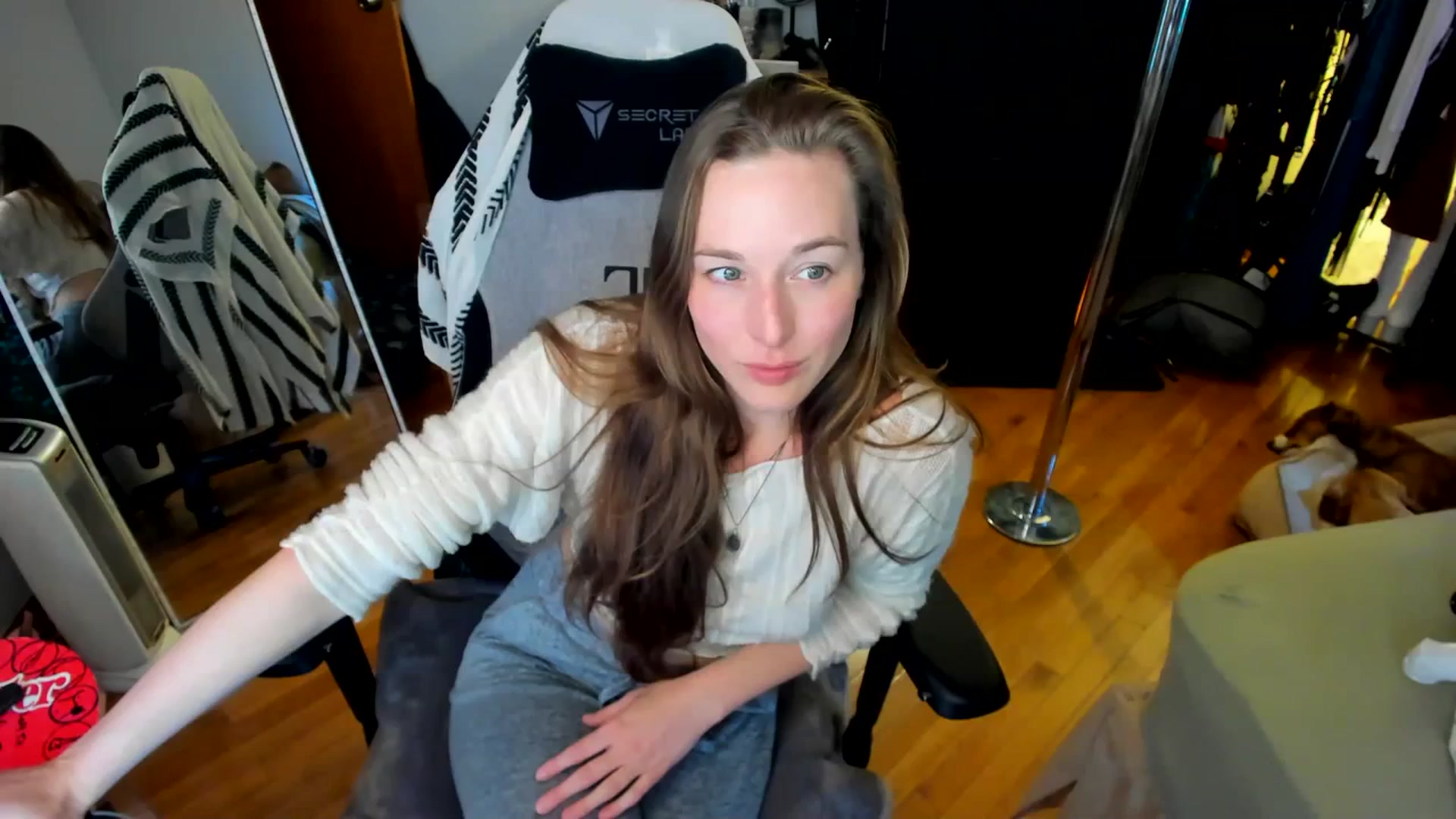 Gallery image thumbnail from She_is_Sam's myfreecams stream on, 03/18/2024, 19:45 image 20 of 20