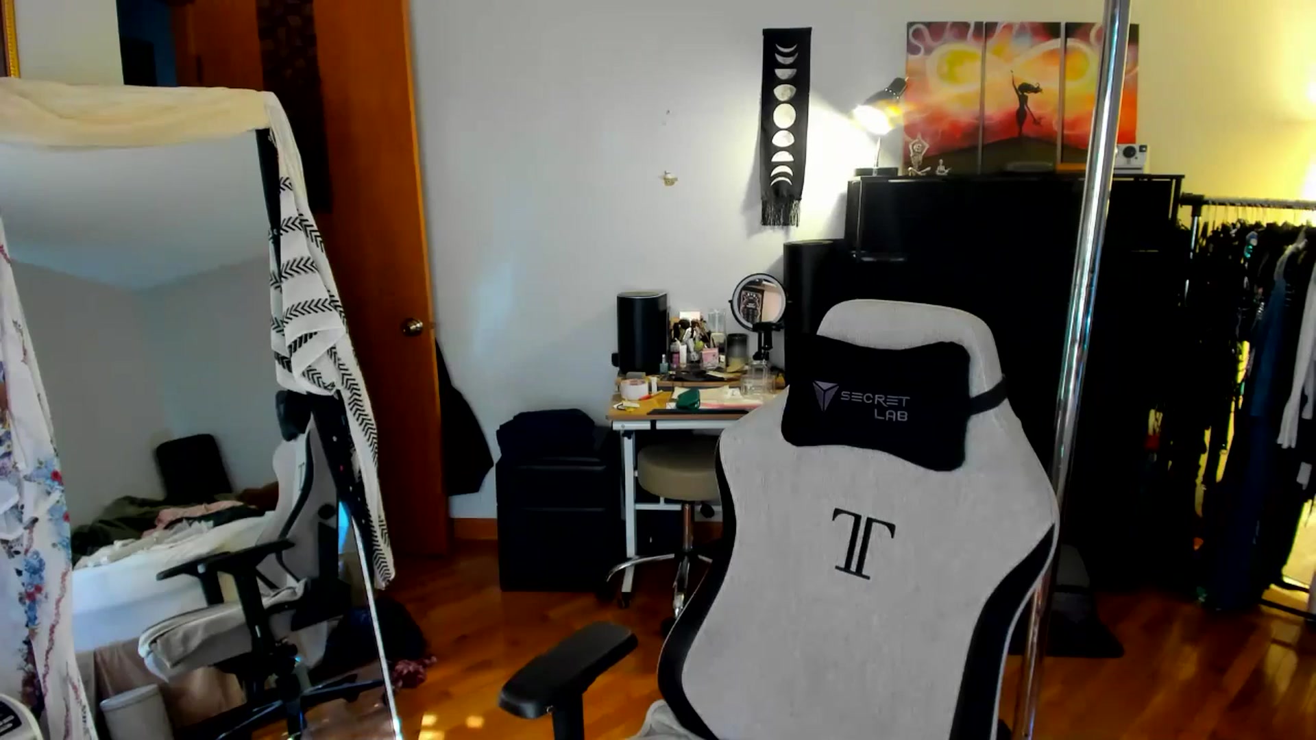 Gallery image thumbnail from She_is_Sam's myfreecams stream on, 05/06/2024, 21:58 image 8 of 20