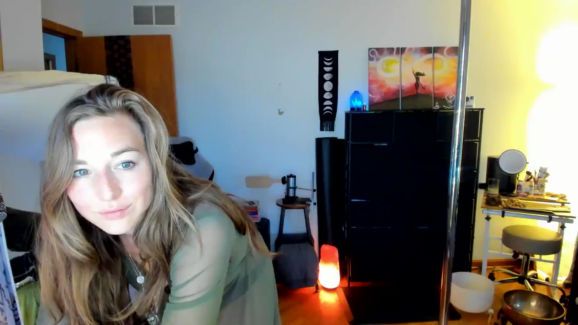 Gallery image thumbnail from She_is_Sam's myfreecams stream on, 07/19/2024, 14:51 image 5 of 20