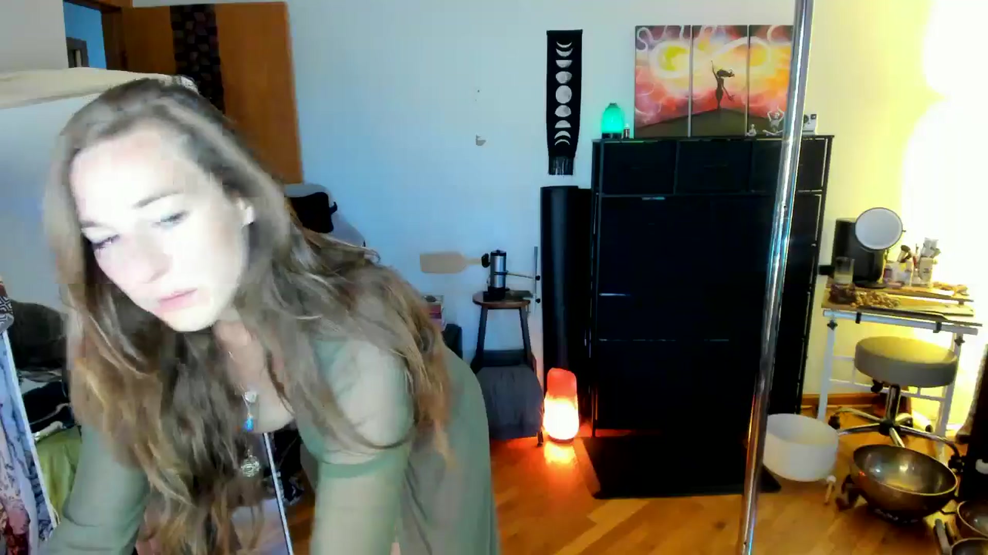 Gallery image thumbnail from She_is_Sam's myfreecams stream on, 07/19/2024, 14:51 image 2 of 20
