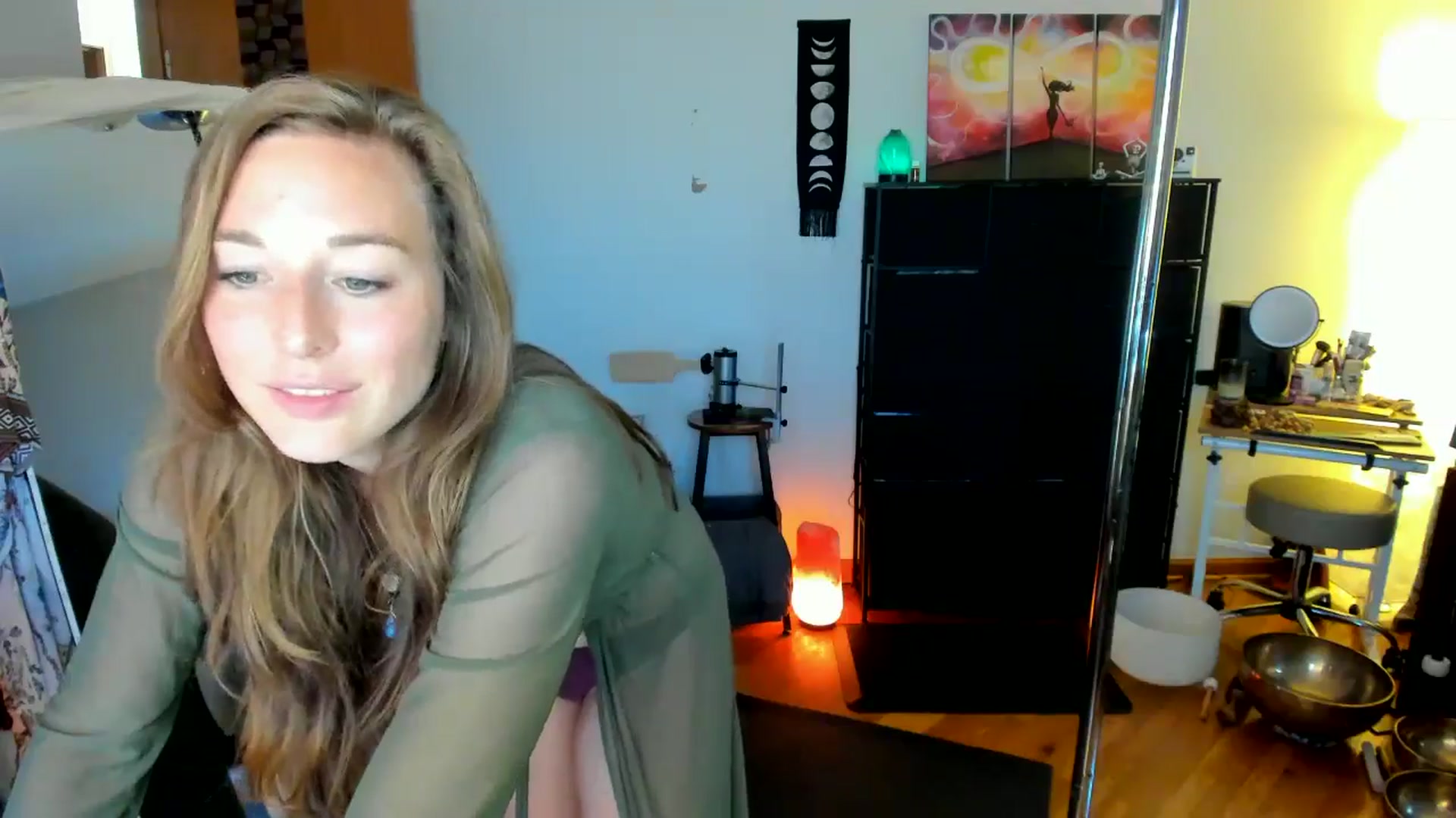 Gallery image thumbnail from She_is_Sam's myfreecams stream on, 07/19/2024, 16:31 image 2 of 20