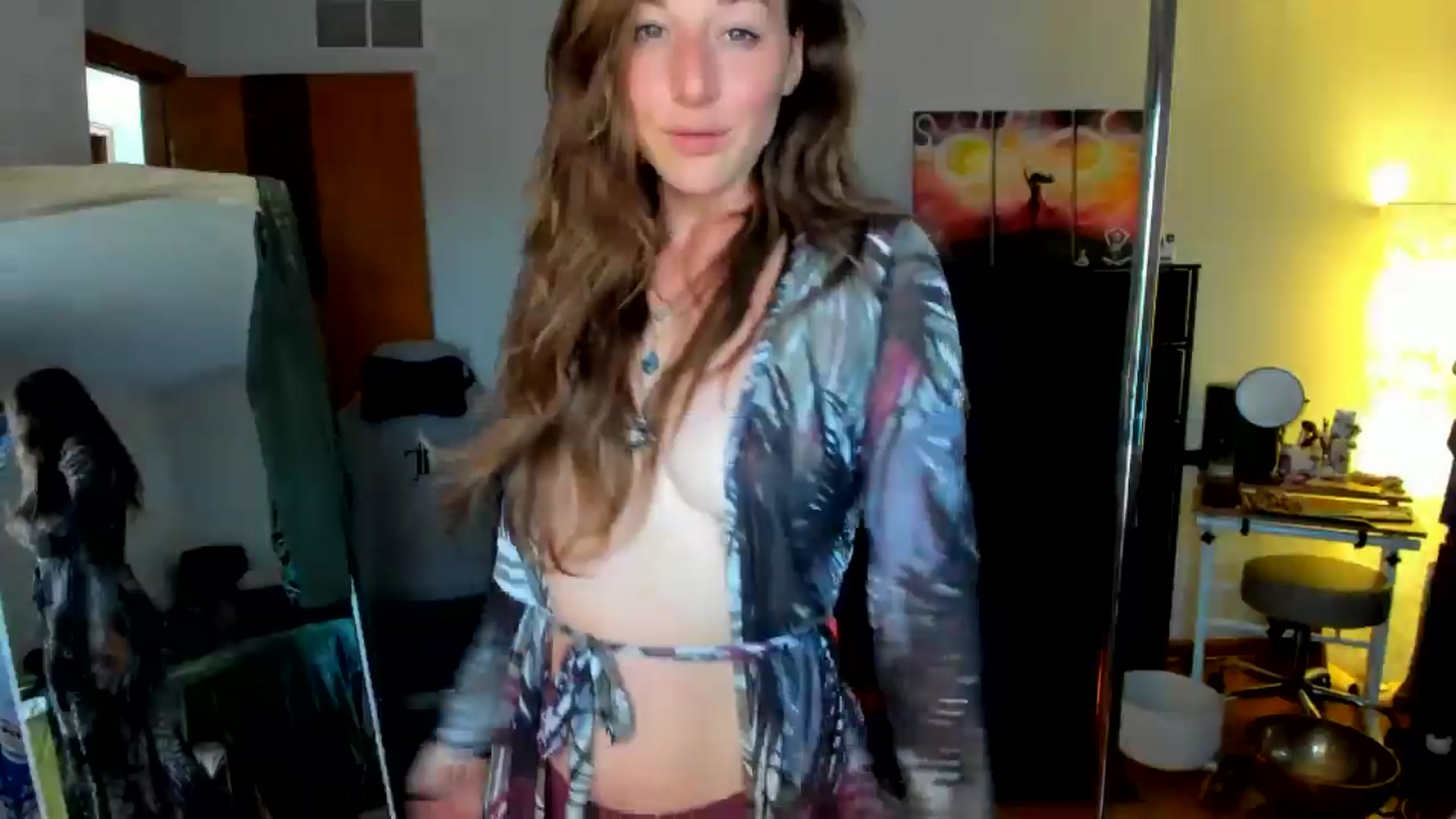 Gallery image thumbnail from She_is_Sam's myfreecams stream on, 07/19/2024, 20:48 image 2 of 20