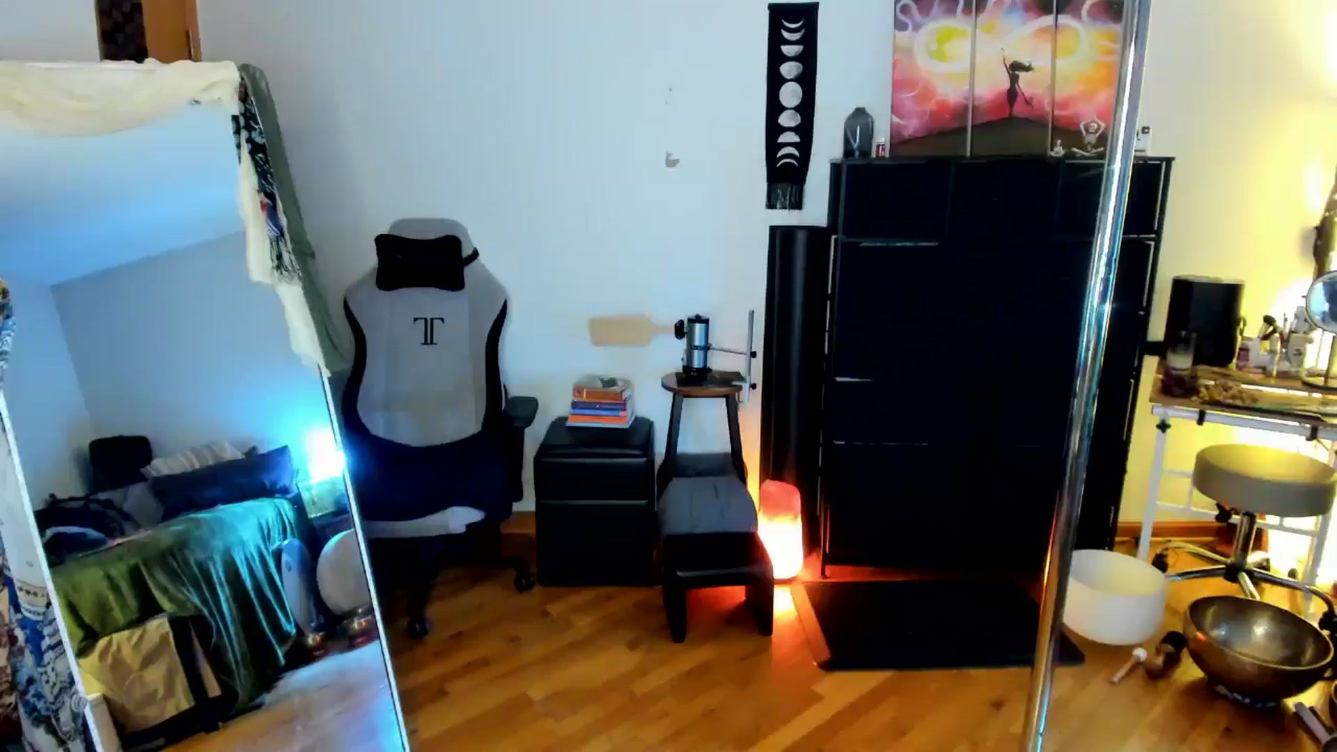Gallery image thumbnail from She_is_Sam's myfreecams stream on, 07/20/2024, 03:38 image 2 of 20