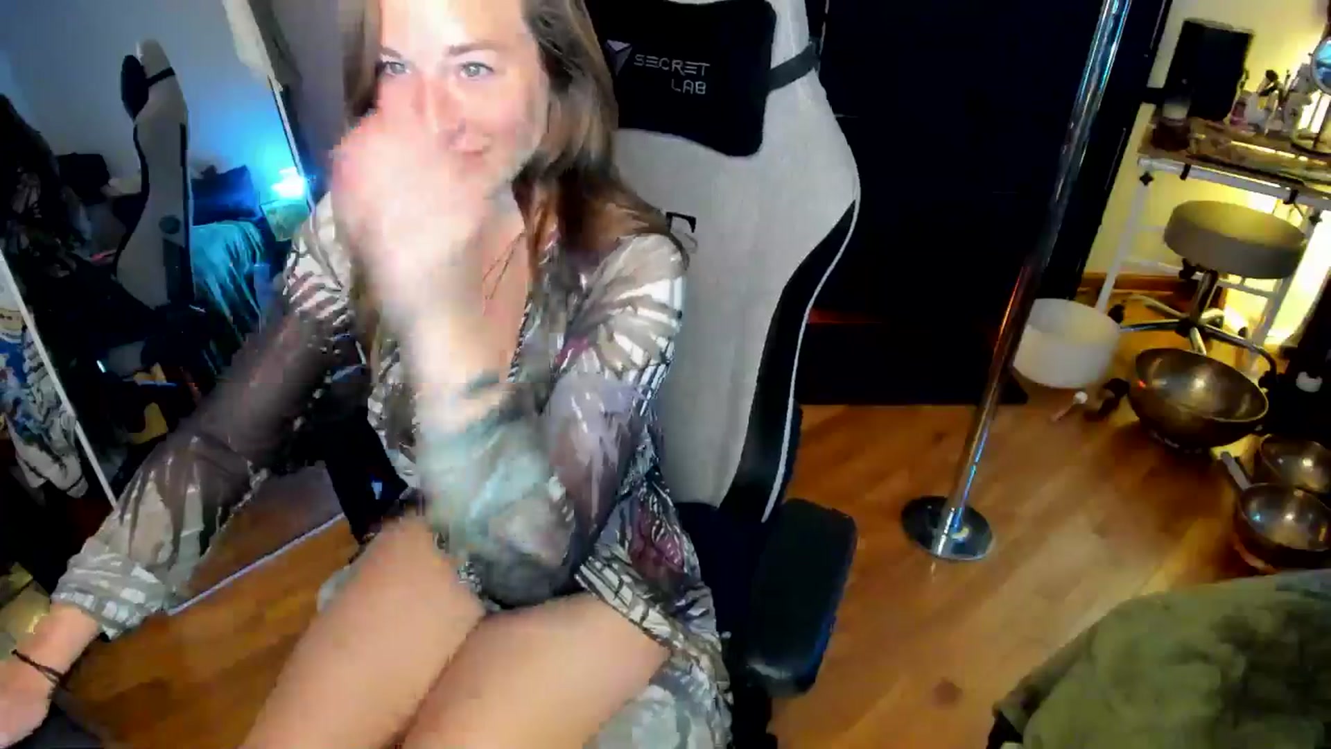 Gallery image thumbnail from She_is_Sam's myfreecams stream on, 07/20/2024, 03:38 image 15 of 20