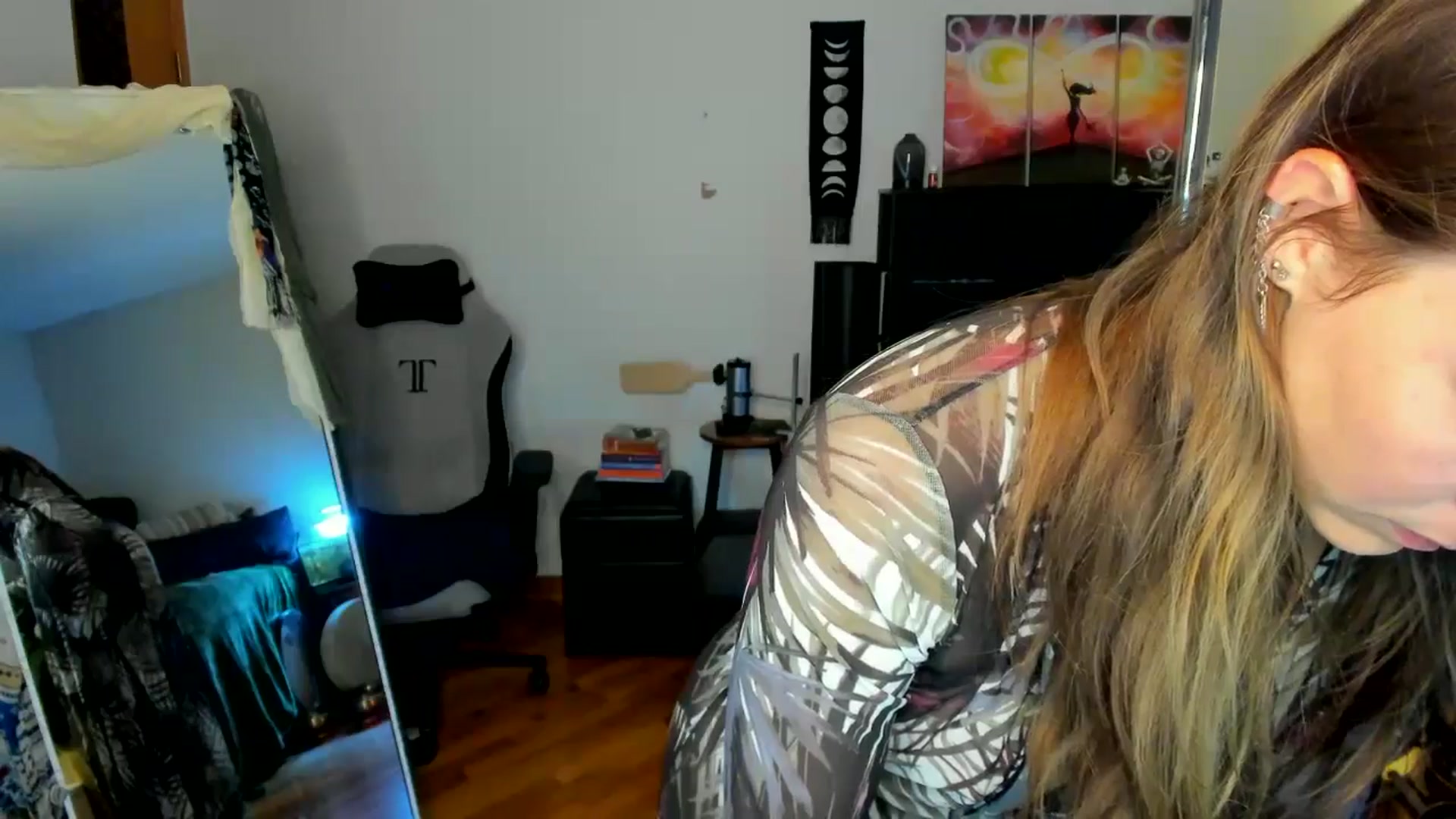 Gallery image thumbnail from She_is_Sam's myfreecams stream on, 07/20/2024, 04:22 image 14 of 20
