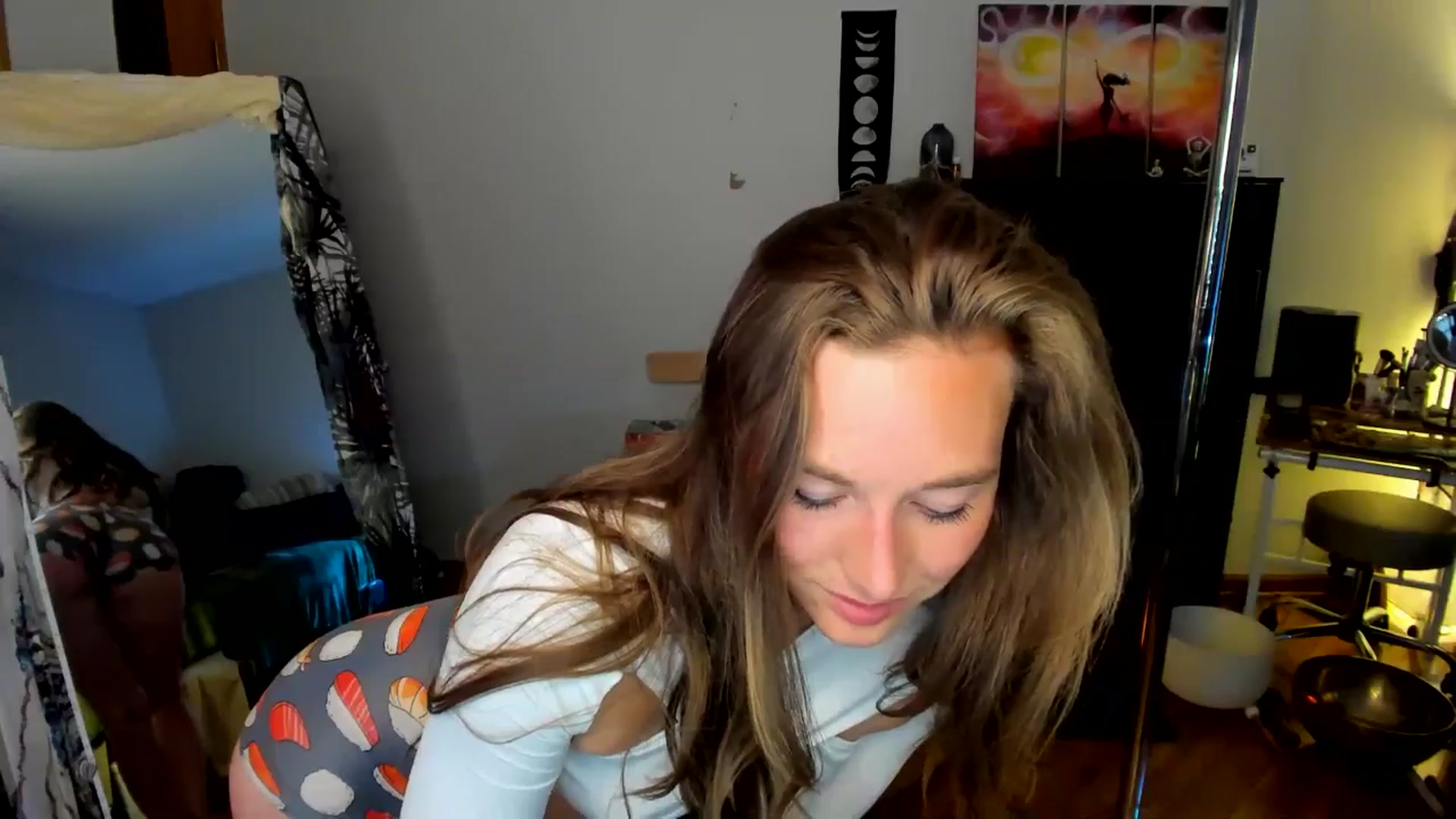 Gallery image thumbnail from She_is_Sam's myfreecams stream on, 07/24/2024, 03:28 image 13 of 20