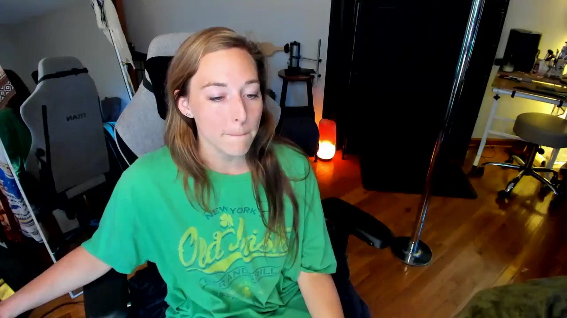 Gallery image thumbnail from She_is_Sam's myfreecams stream on, 08/28/2024, 18:59 image 18 of 20