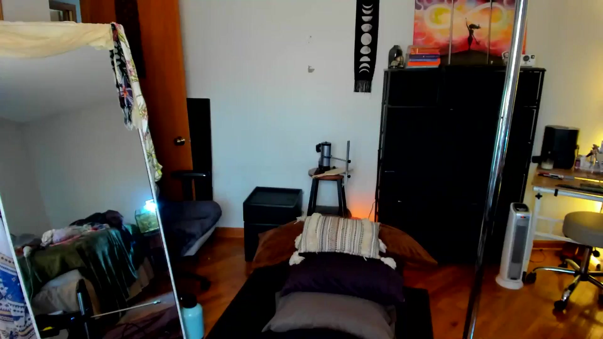 Gallery image thumbnail from She_is_Sam's myfreecams stream on, 09/06/2024, 17:42 image 20 of 20