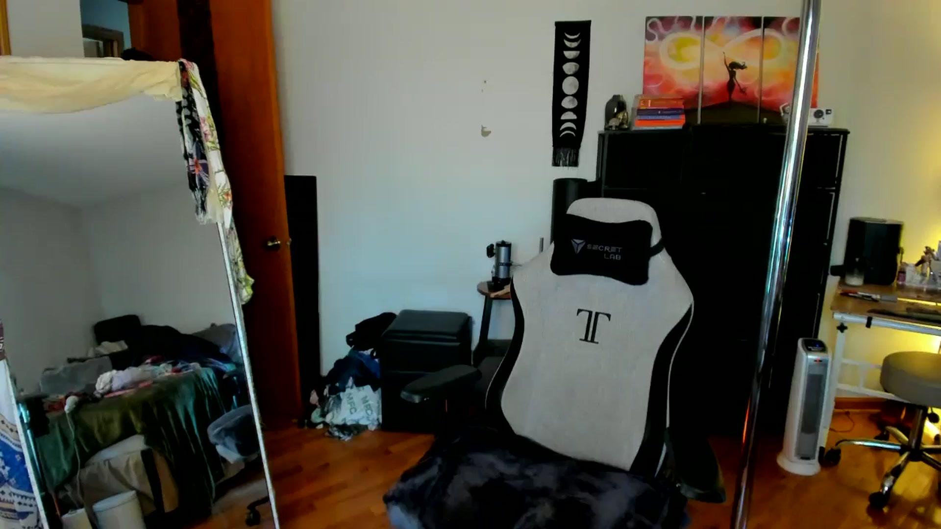 Gallery image thumbnail from She_is_Sam's myfreecams stream on, 09/06/2024, 17:42 image 5 of 20