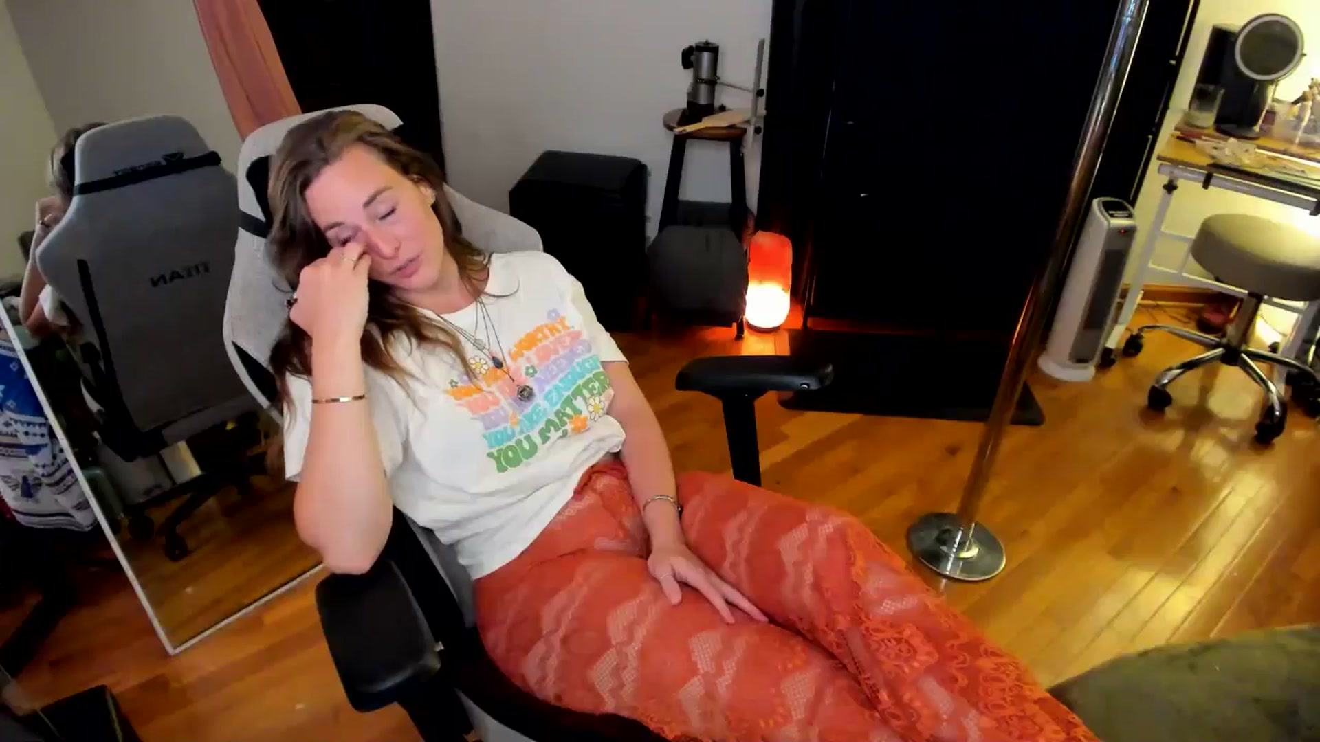Gallery image thumbnail from She_is_Sam's myfreecams stream on, 09/08/2024, 04:38 image 8 of 20