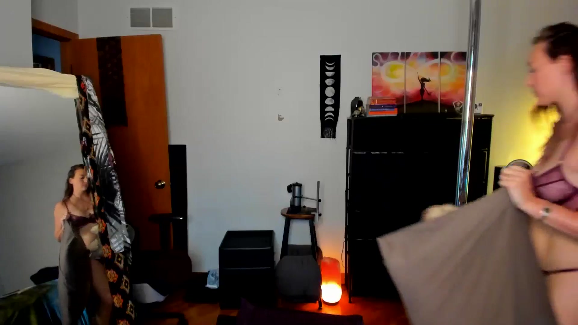 Gallery image thumbnail from She_is_Sam's myfreecams stream on, 09/23/2024, 18:11 image 19 of 20