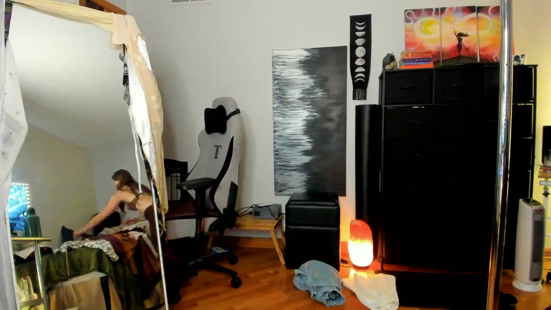 Gallery image thumbnail from She_is_Sam's myfreecams stream on, 10/01/2024, 17:23 image 4 of 20