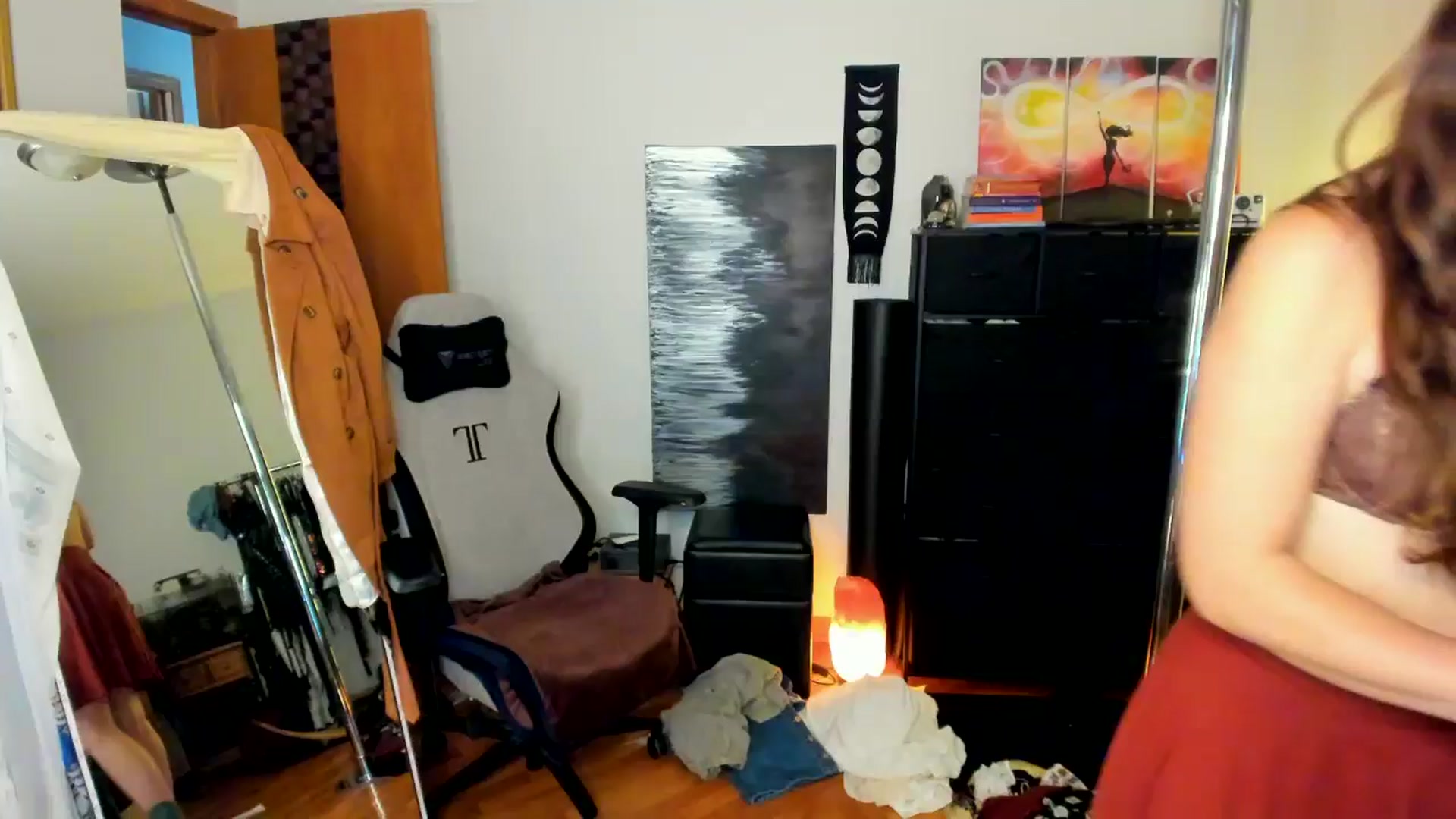 Gallery image thumbnail from She_is_Sam's myfreecams stream on, 10/01/2024, 17:23 image 13 of 20
