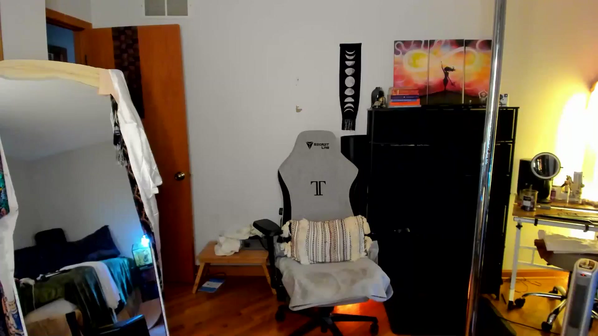 Gallery image thumbnail from She_is_Sam's myfreecams stream on, 10/04/2024, 15:22 image 16 of 20