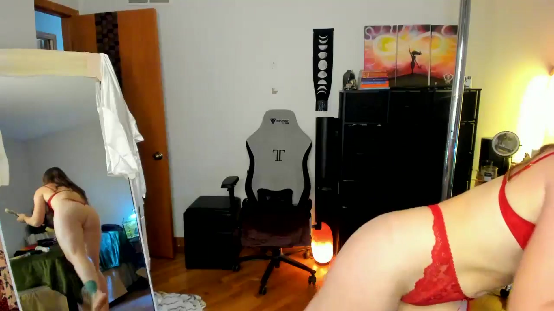 Gallery image thumbnail from She_is_Sam's myfreecams stream on, 10/18/2024, 18:15 image 12 of 20
