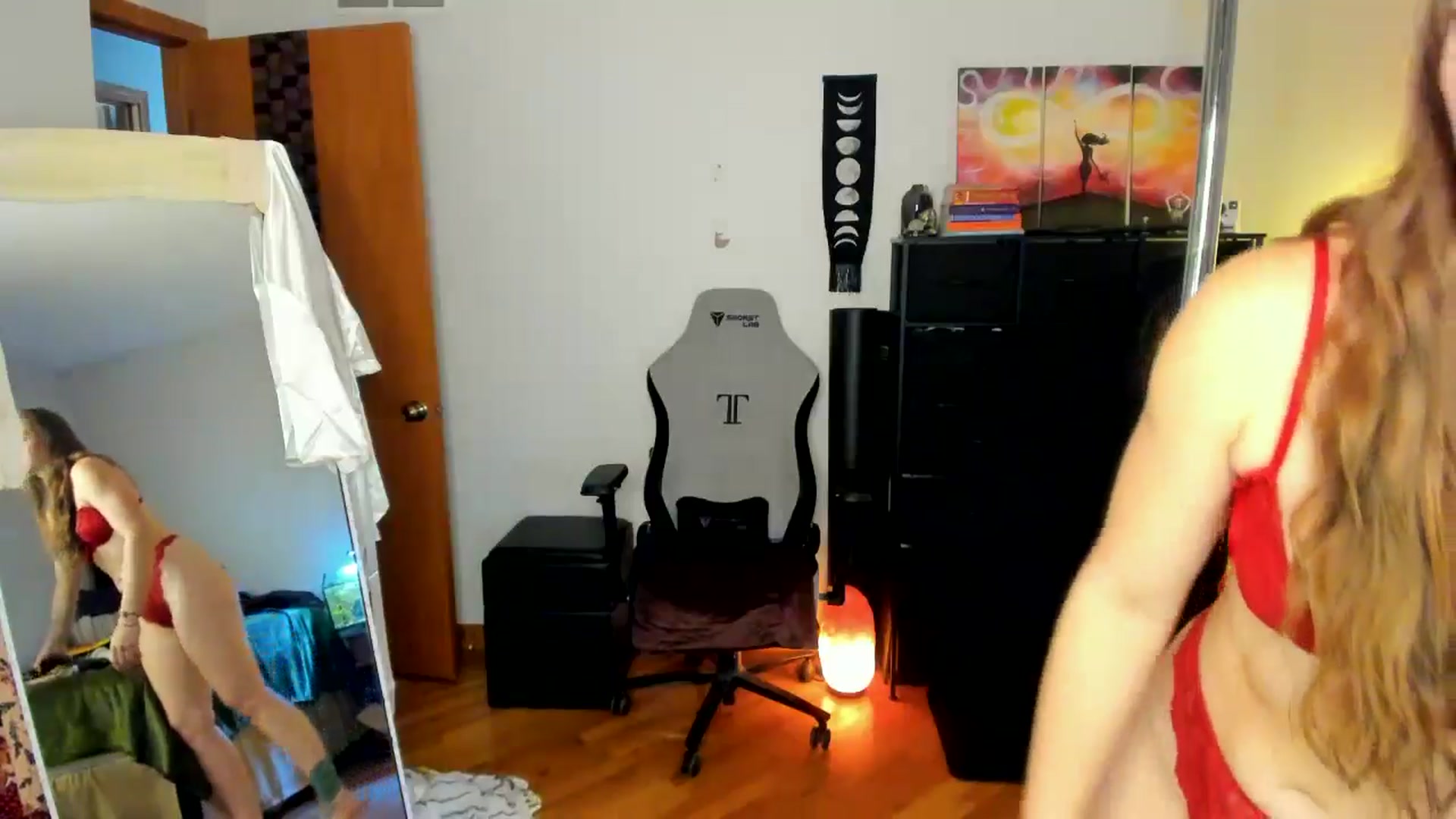 Gallery image thumbnail from She_is_Sam's myfreecams stream on, 10/18/2024, 18:15 image 17 of 20