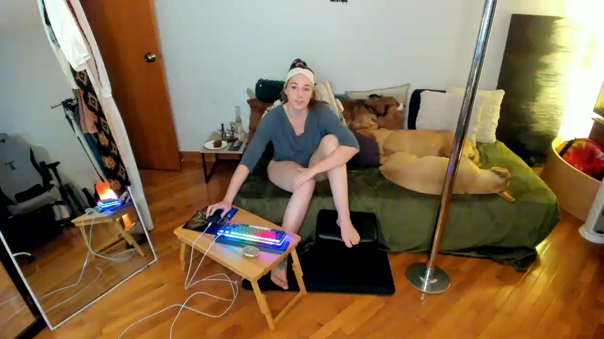 Gallery image thumbnail from She_is_Sam's myfreecams stream on, 11/02/2024, 22:38 image 1 of 20