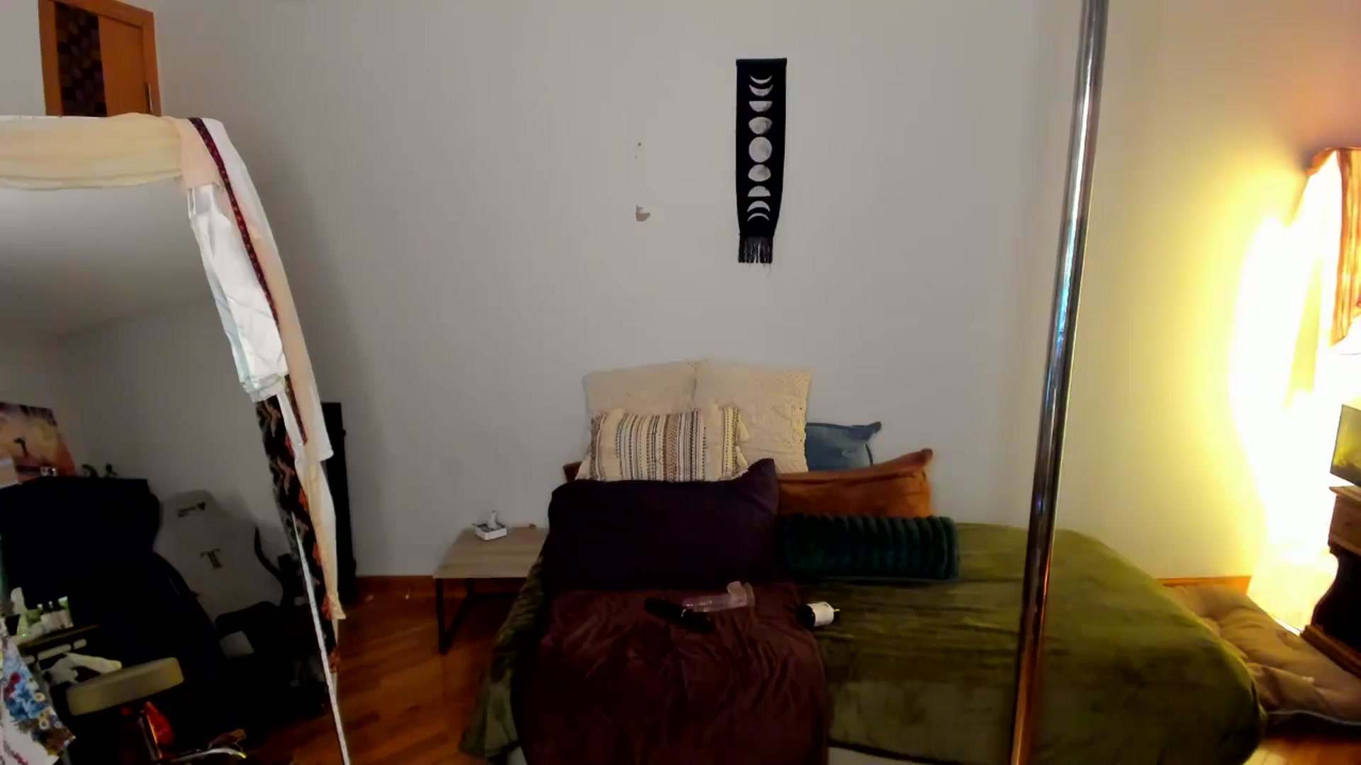 Gallery image thumbnail from She_is_Sam's myfreecams stream on, 11/06/2024, 05:09 image 12 of 20