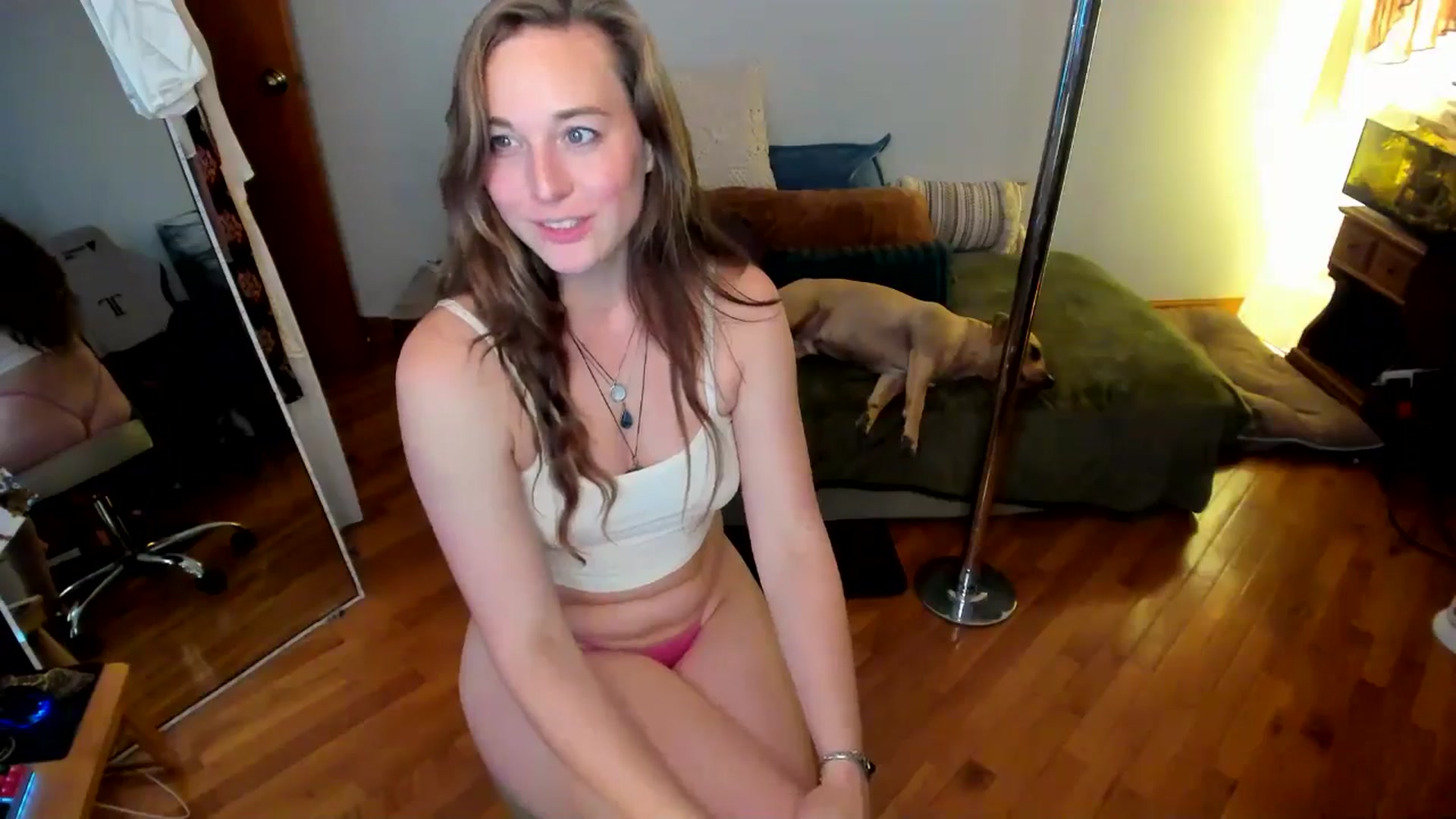Gallery image thumbnail from She_is_Sam's myfreecams stream on, 11/07/2024, 21:15 image 17 of 20
