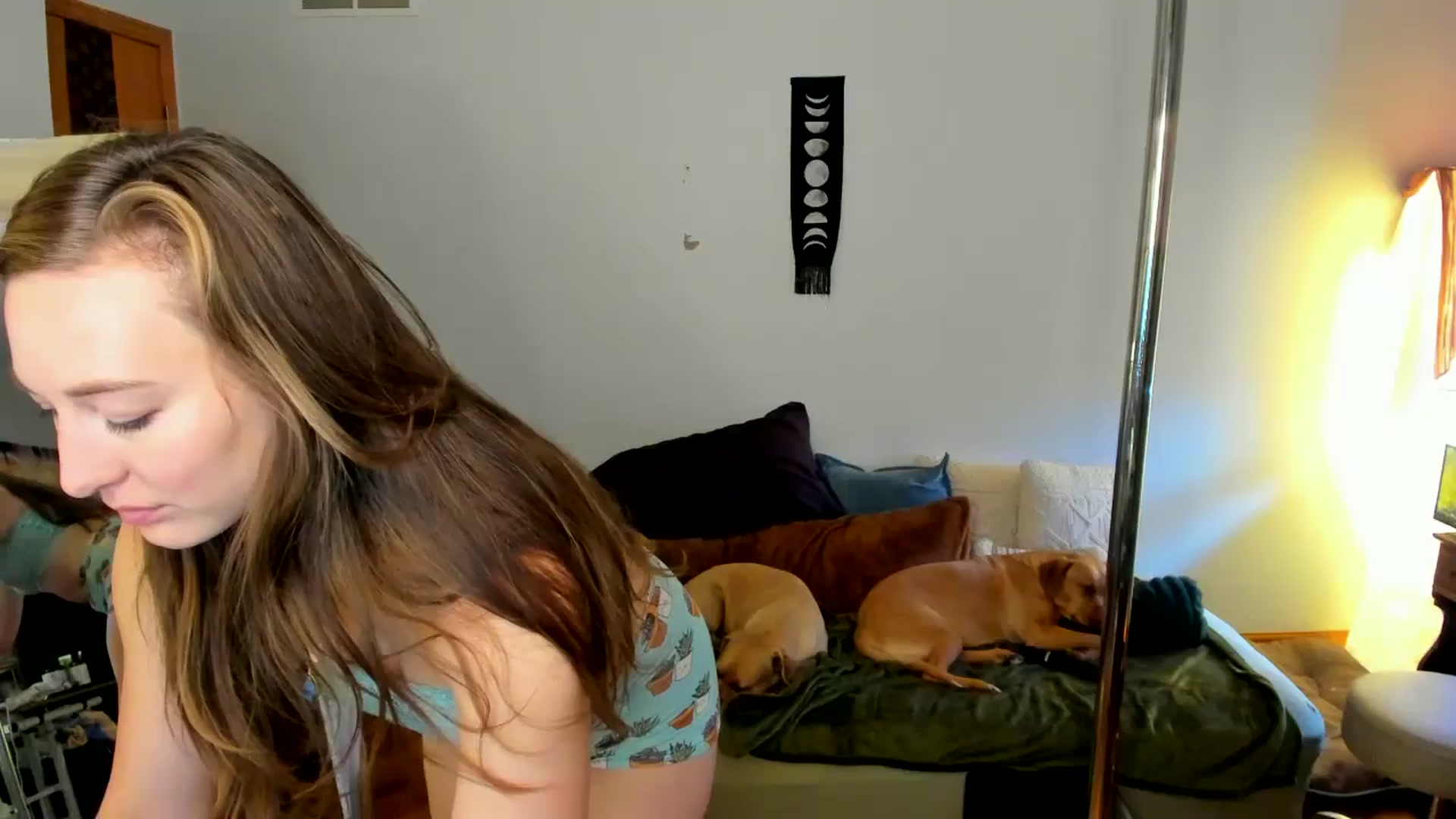 Gallery image thumbnail from She_is_Sam's myfreecams stream on, 11/12/2024, 15:26 image 2 of 20
