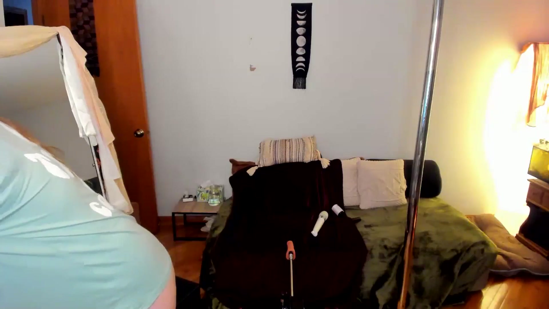 Gallery image thumbnail from She_is_Sam's myfreecams stream on, 11/15/2024, 20:00 image 5 of 20