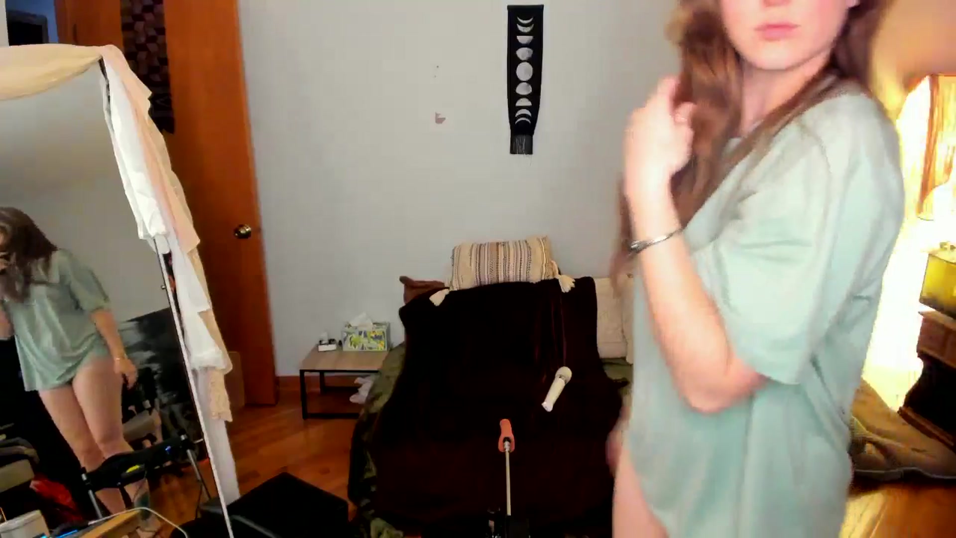 Gallery image thumbnail from She_is_Sam's myfreecams stream on, 11/15/2024, 20:00 image 2 of 20