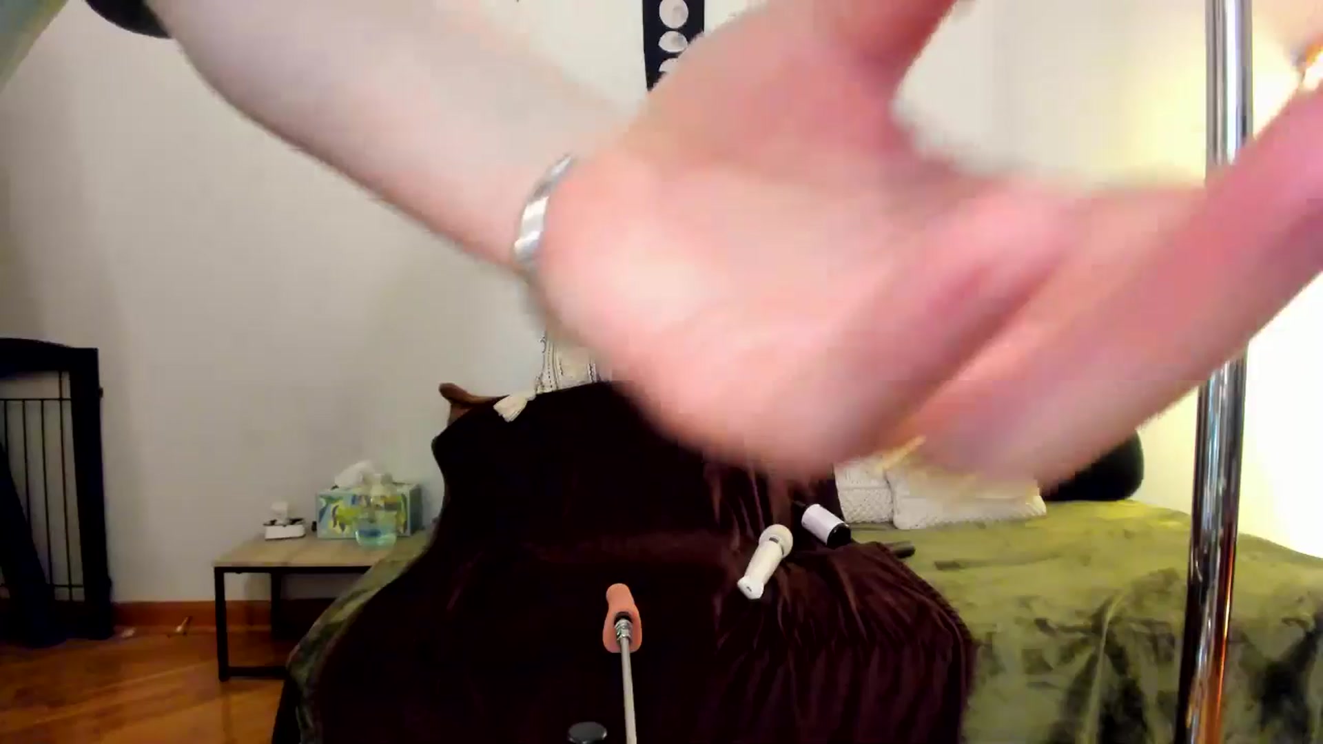 Gallery image thumbnail from She_is_Sam's myfreecams stream on, 11/15/2024, 20:00 image 10 of 20