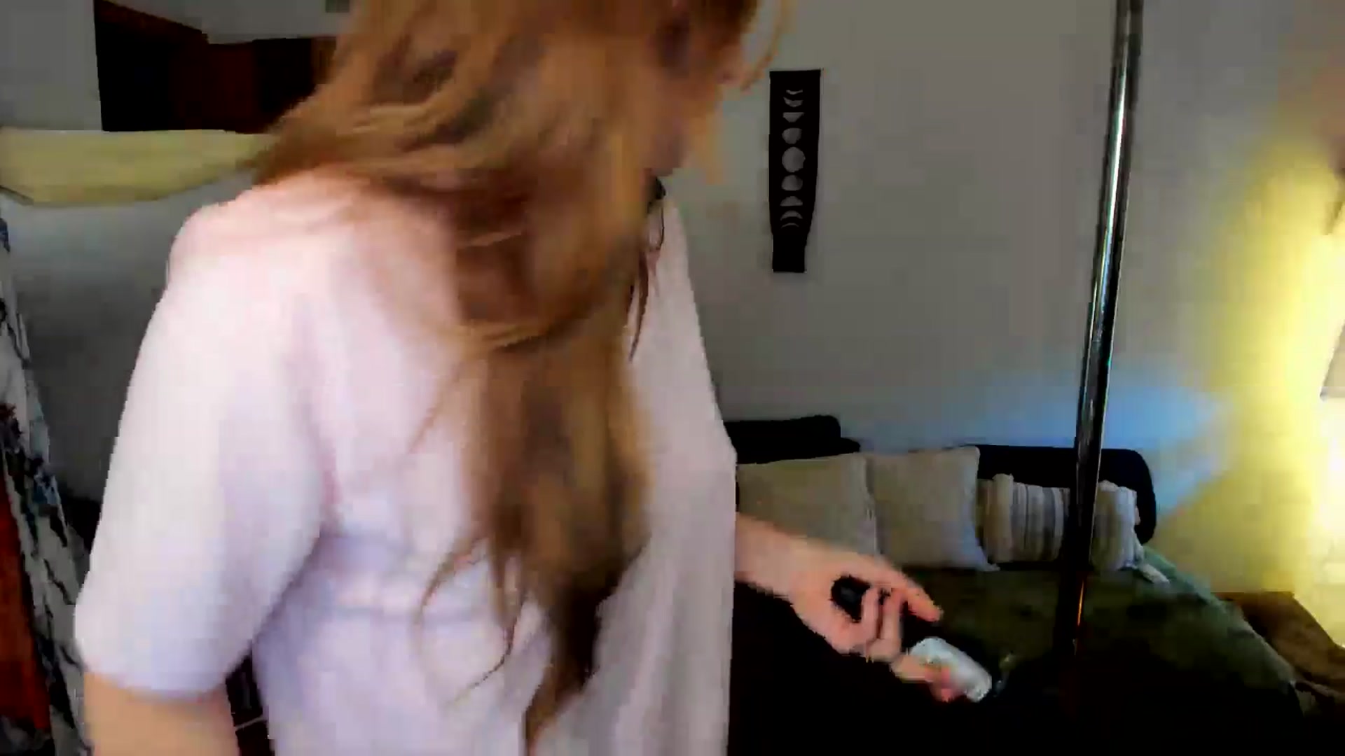 Gallery image thumbnail from She_is_Sam's myfreecams stream on, 11/19/2024, 16:35 image 15 of 20