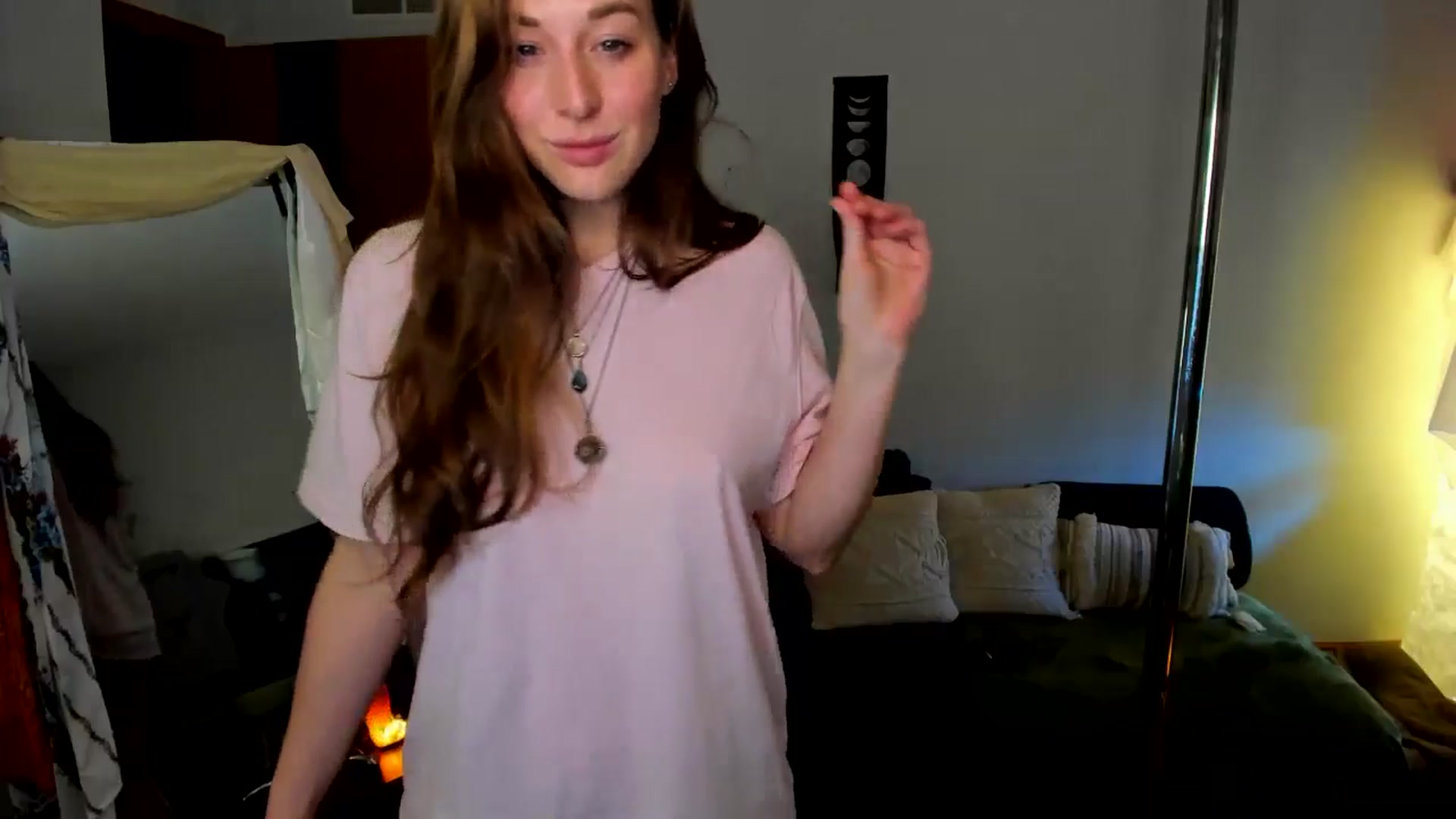 Gallery image thumbnail from She_is_Sam's myfreecams stream on, 11/19/2024, 16:35 image 9 of 20