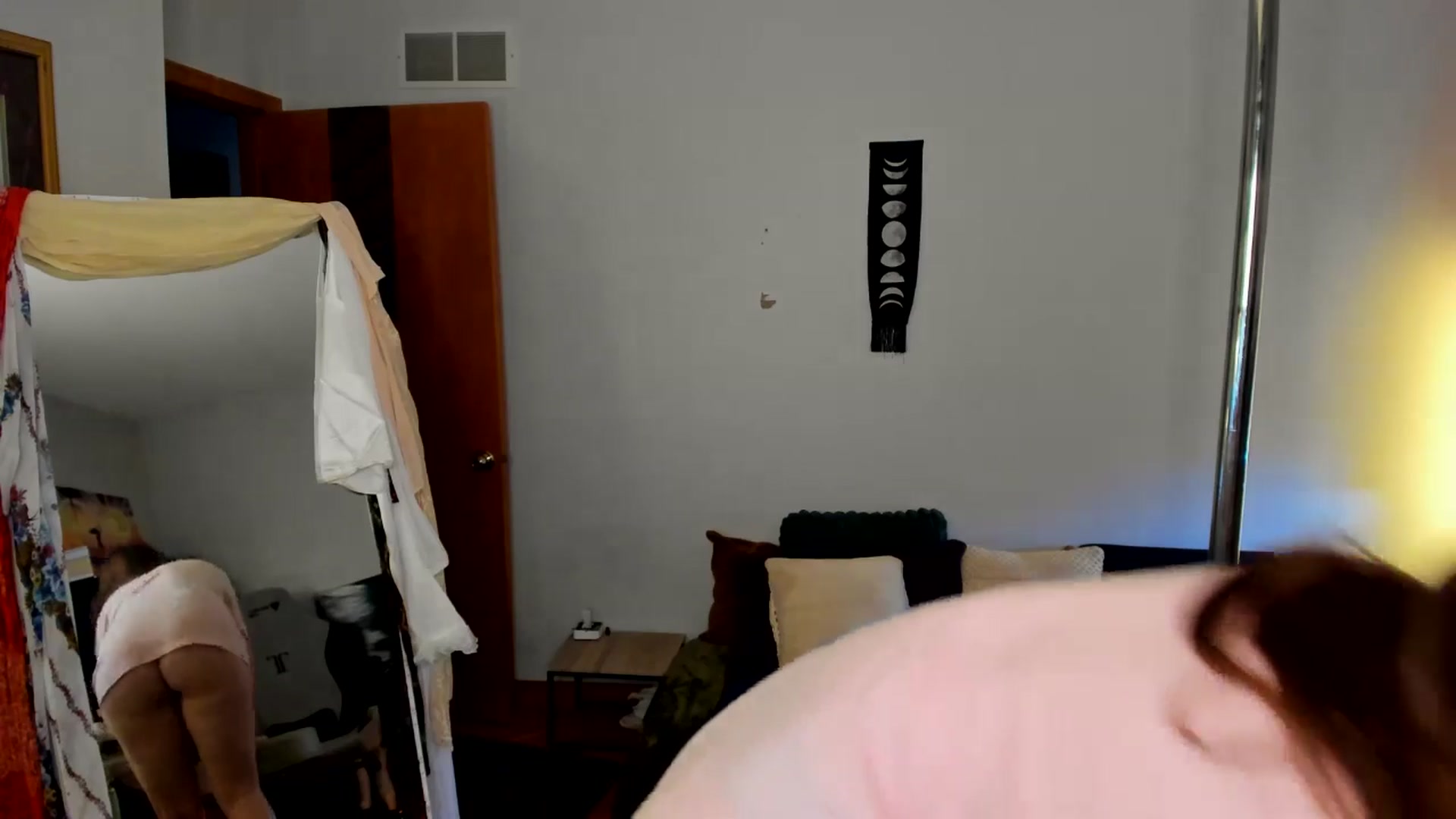 Gallery image thumbnail from She_is_Sam's myfreecams stream on, 11/19/2024, 18:07 image 12 of 20
