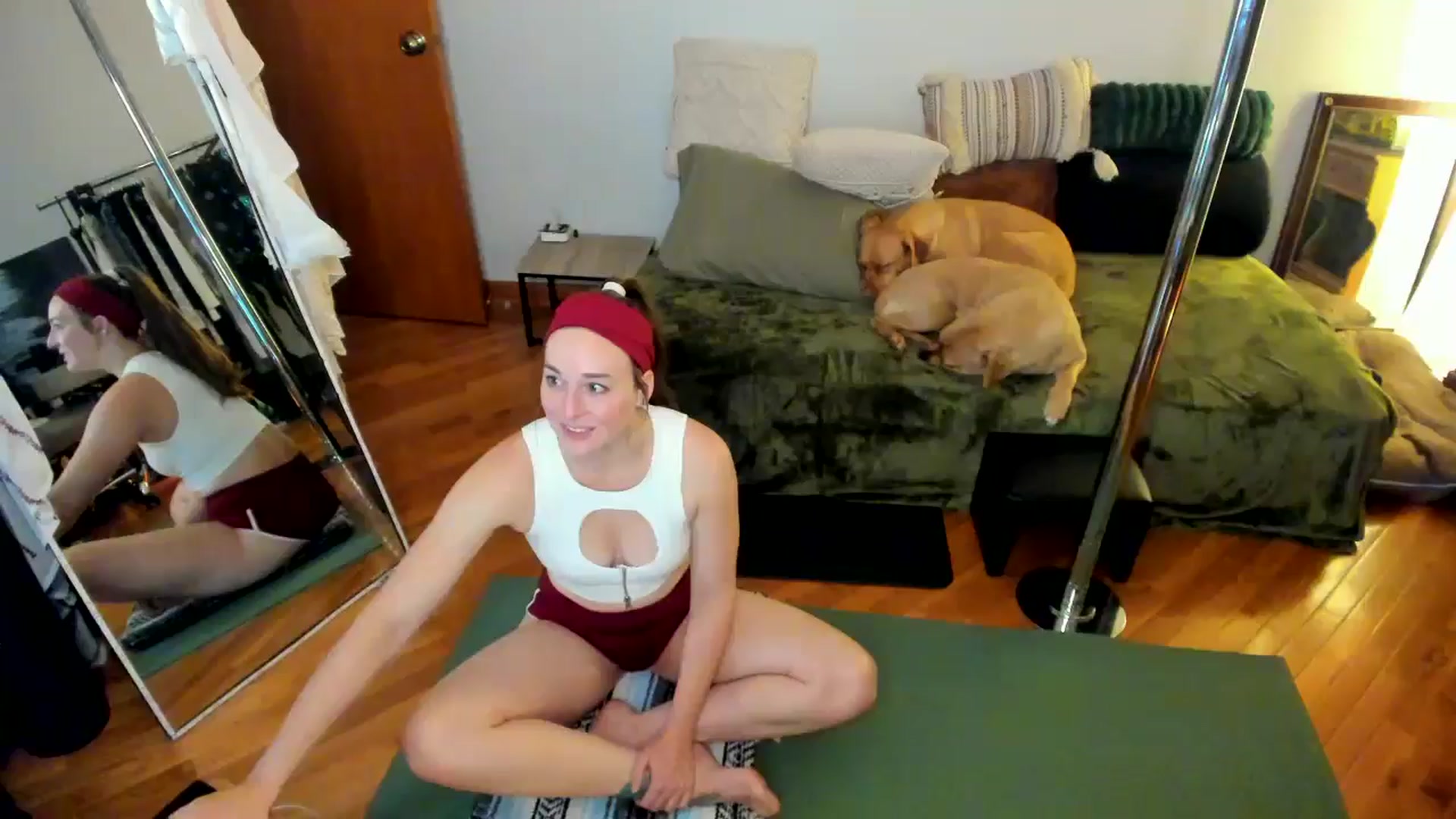 Gallery image thumbnail from She_is_Sam's myfreecams stream on, 11/20/2024, 18:58 image 20 of 20