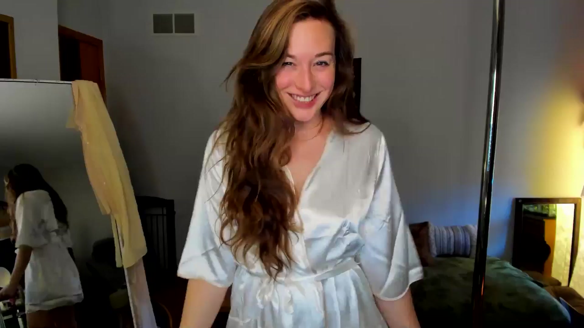 Gallery image thumbnail from She_is_Sam's myfreecams stream on, 12/14/2024, 07:22 image 1 of 20