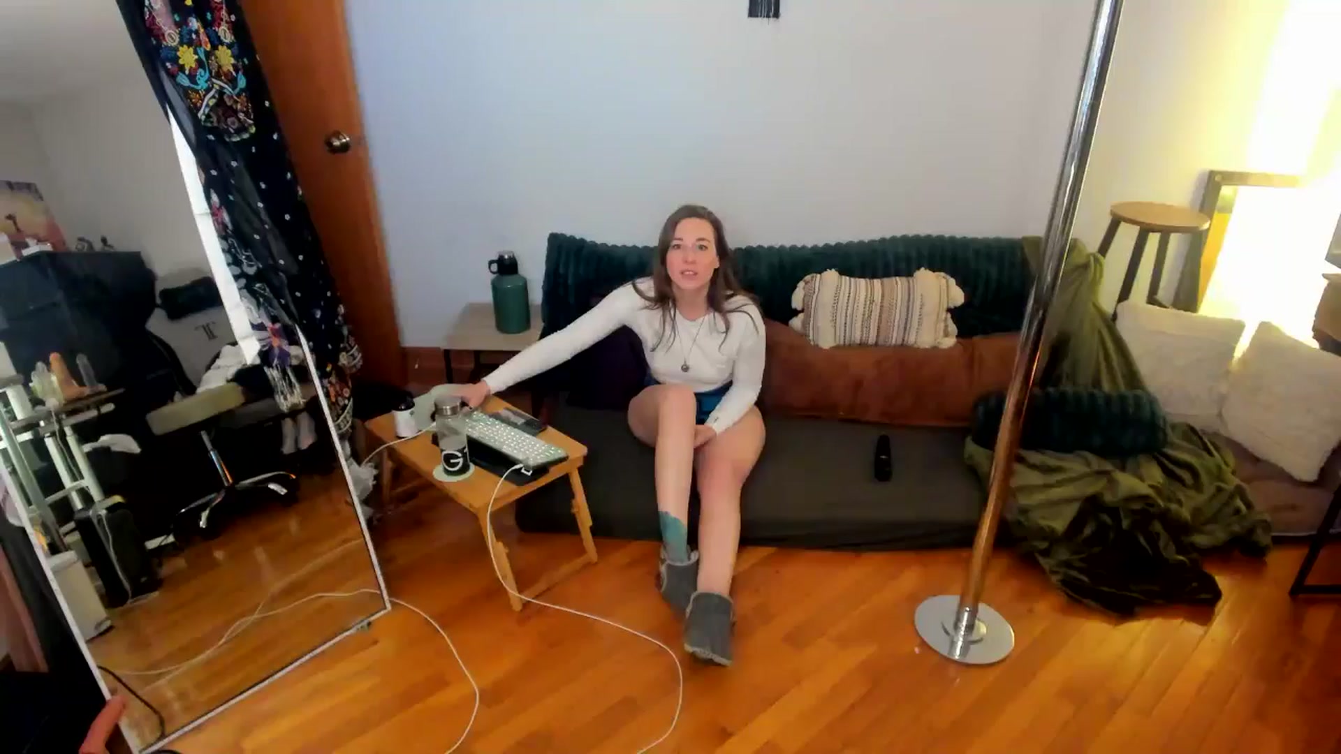 Gallery image thumbnail from She_is_Sam's myfreecams stream on, 01/24/2025, 18:04 image 6 of 20