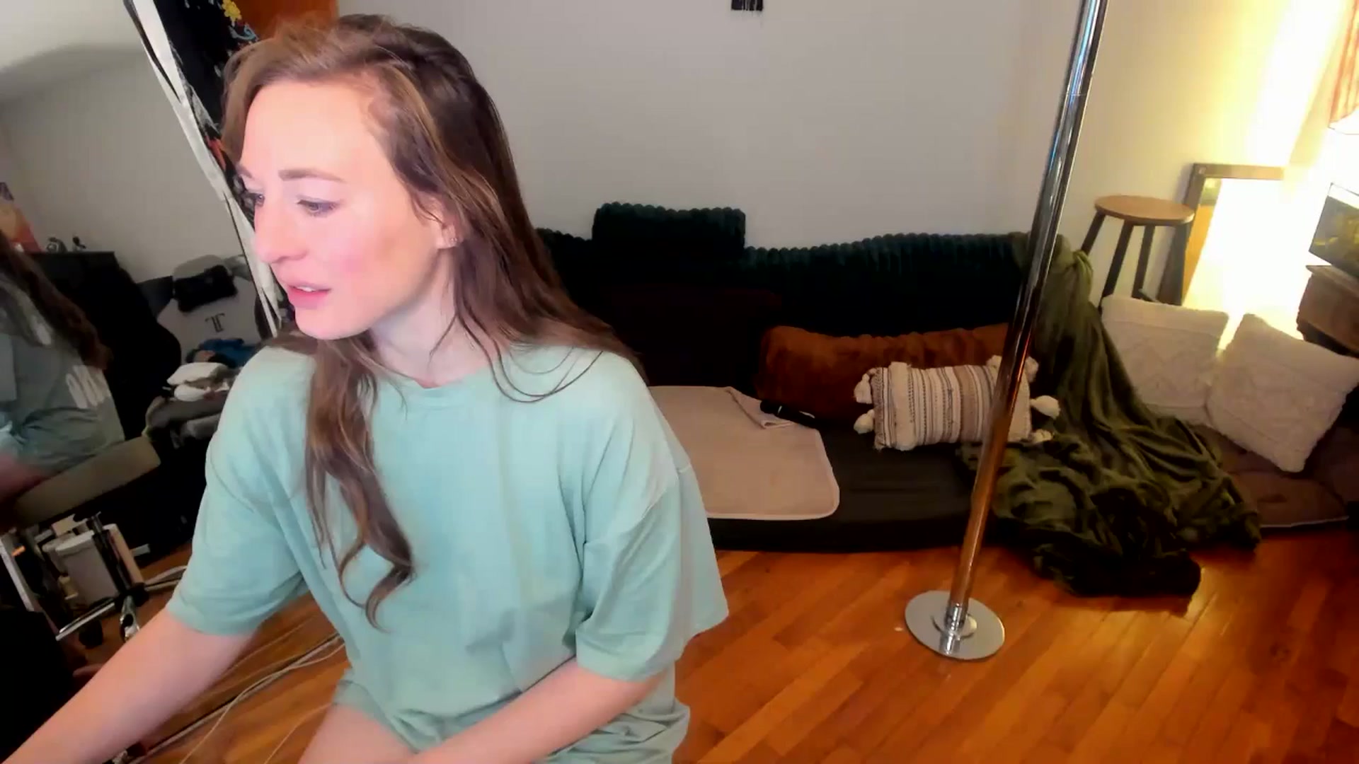 Gallery image thumbnail from She_is_Sam's myfreecams stream on, 01/30/2025, 14:37 image 9 of 20