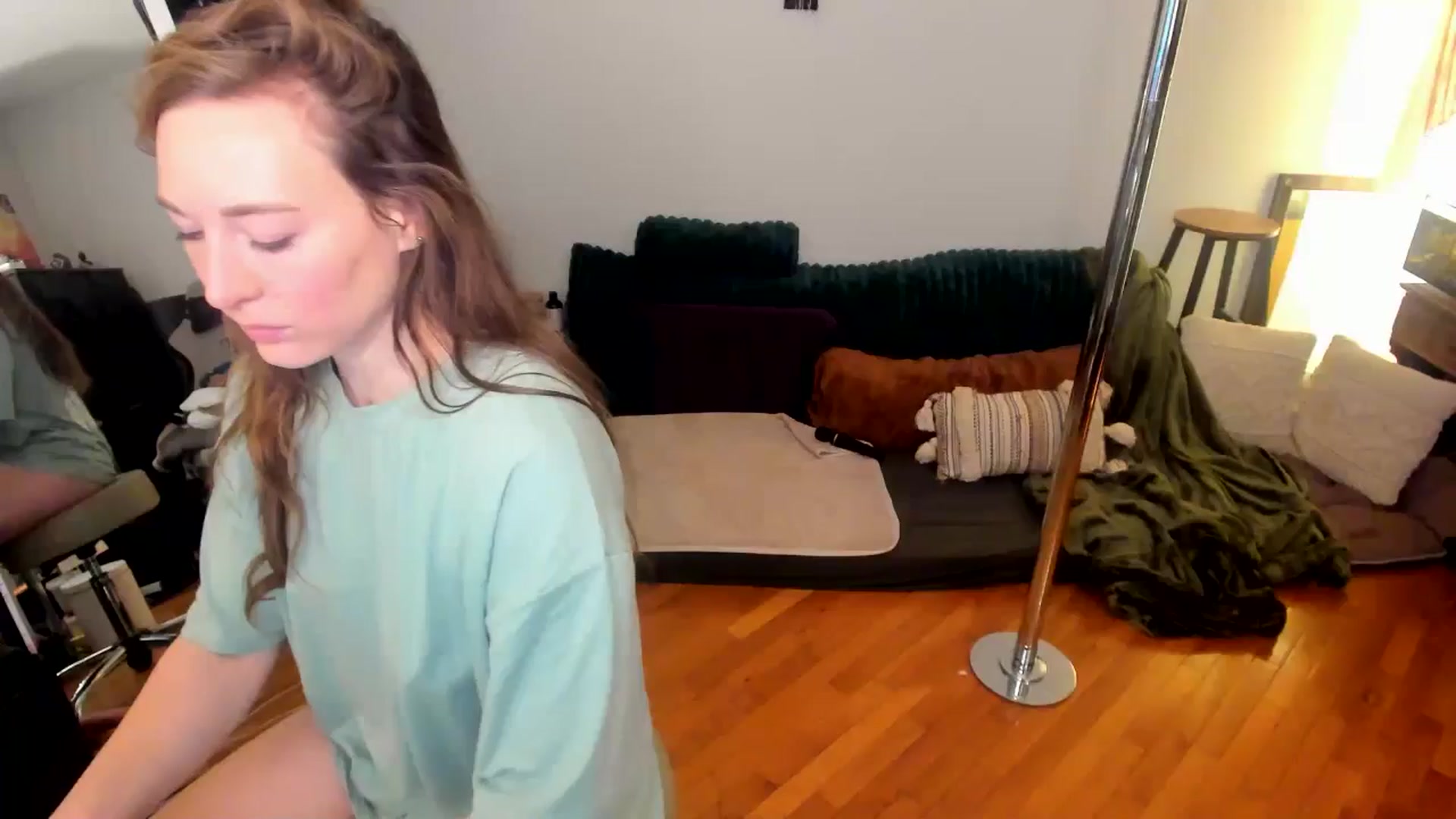 Gallery image thumbnail from She_is_Sam's myfreecams stream on, 01/30/2025, 14:37 image 6 of 20