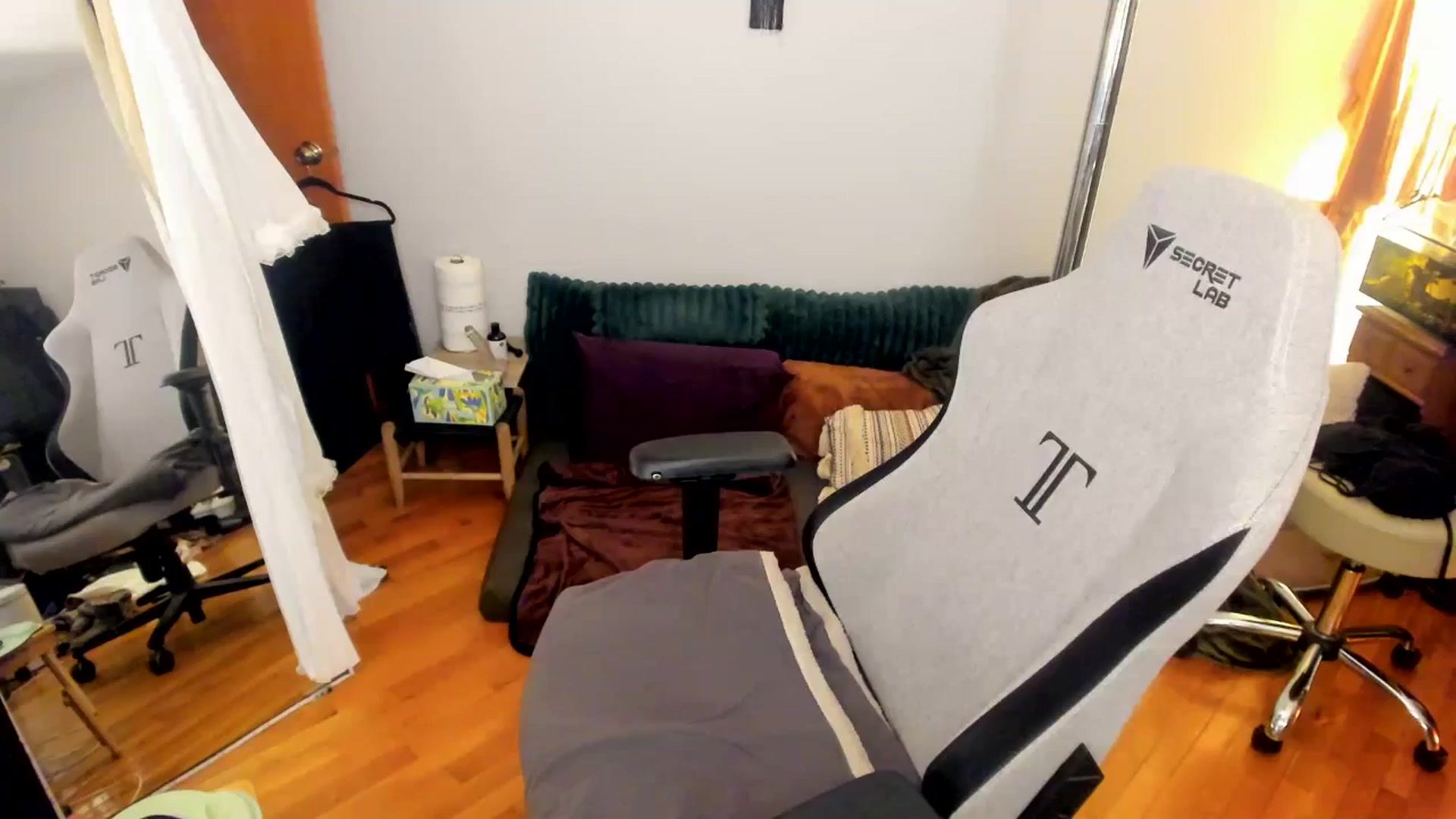 Gallery image thumbnail from She_is_Sam's myfreecams stream on, 02/08/2025, 05:07 image 17 of 20