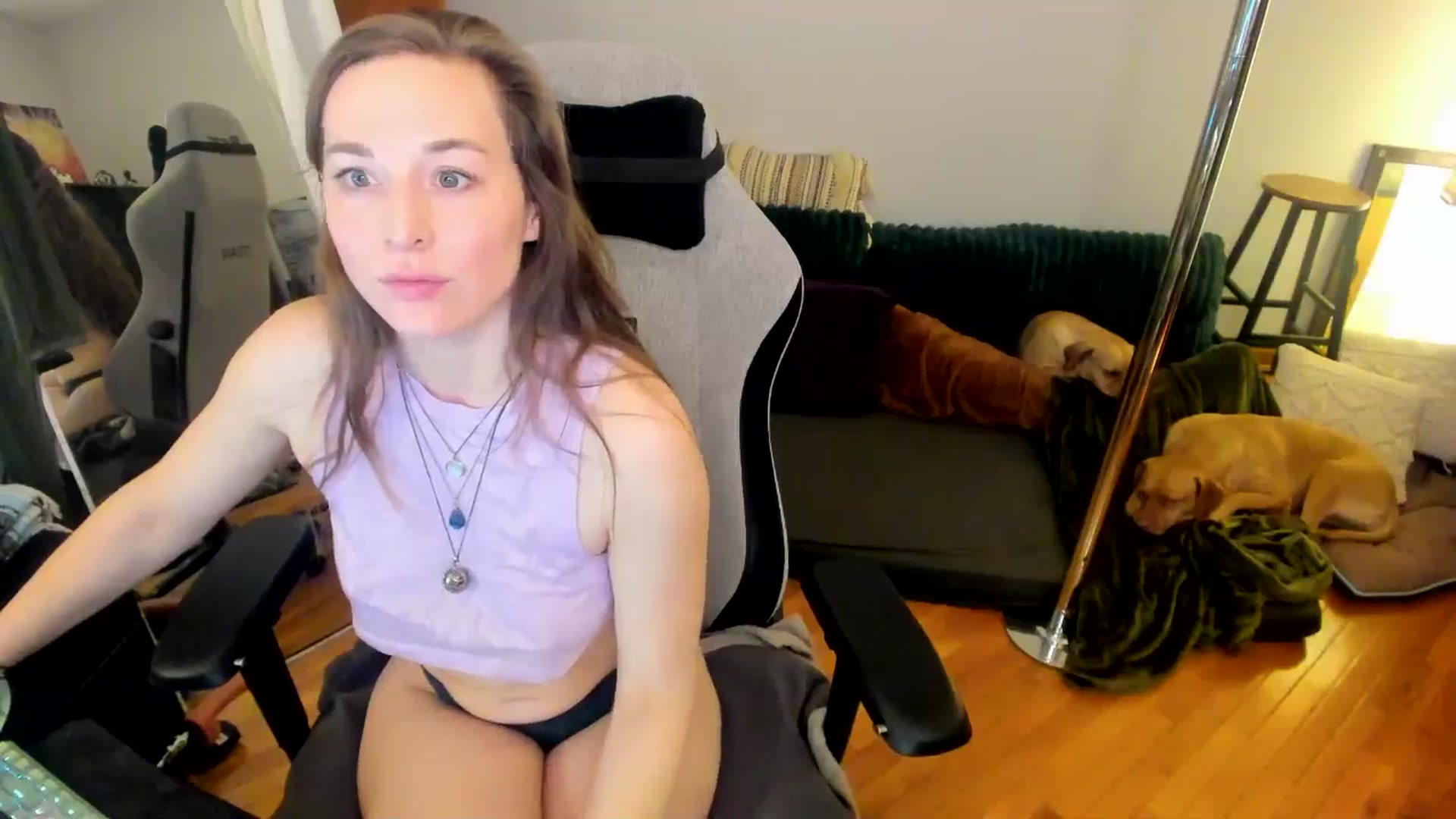 Gallery image thumbnail from She_is_Sam's myfreecams stream on, 02/11/2025, 02:55 image 12 of 20