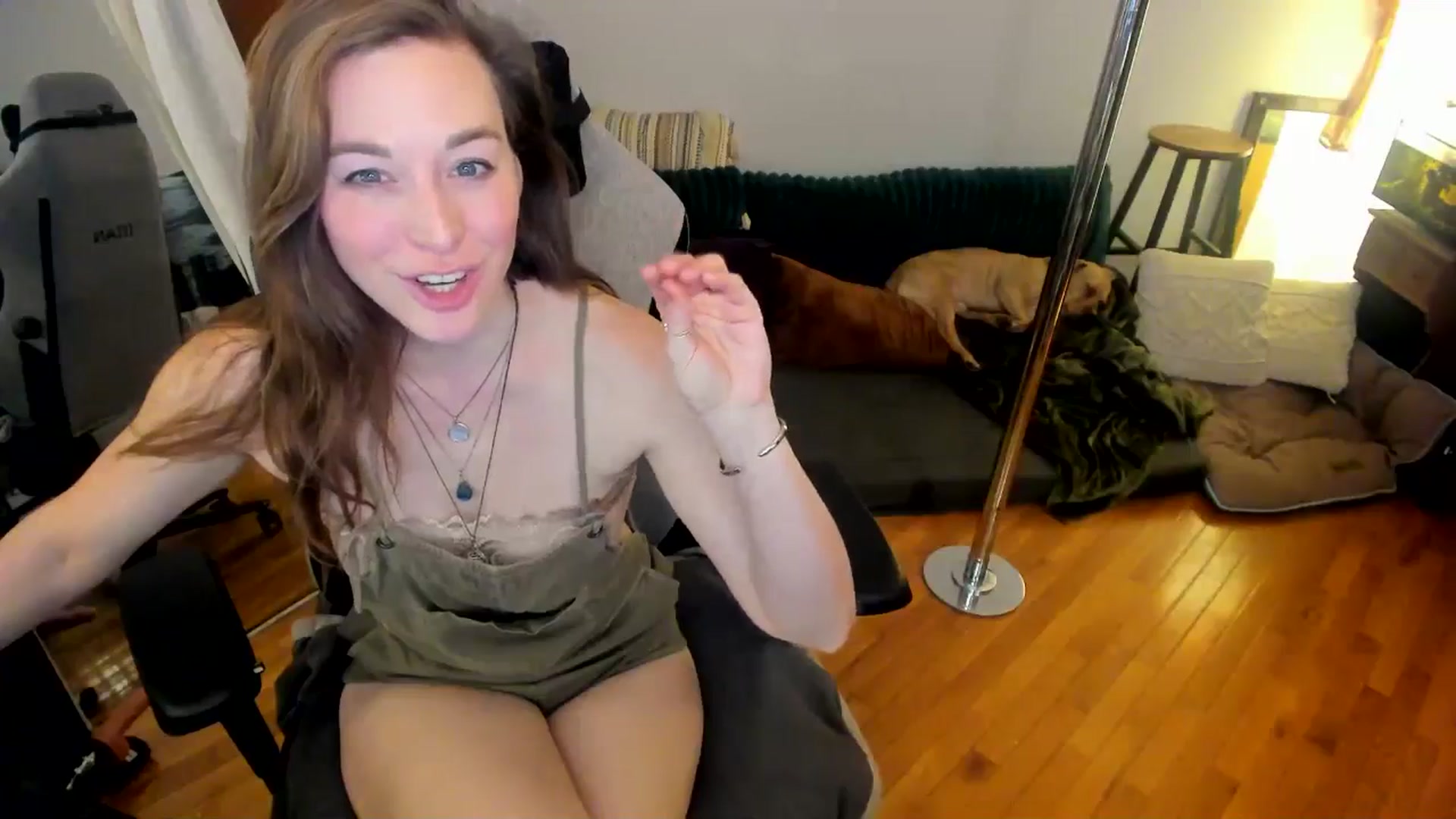 Gallery image thumbnail from She_is_Sam's myfreecams stream on, 02/11/2025, 17:36 image 7 of 20