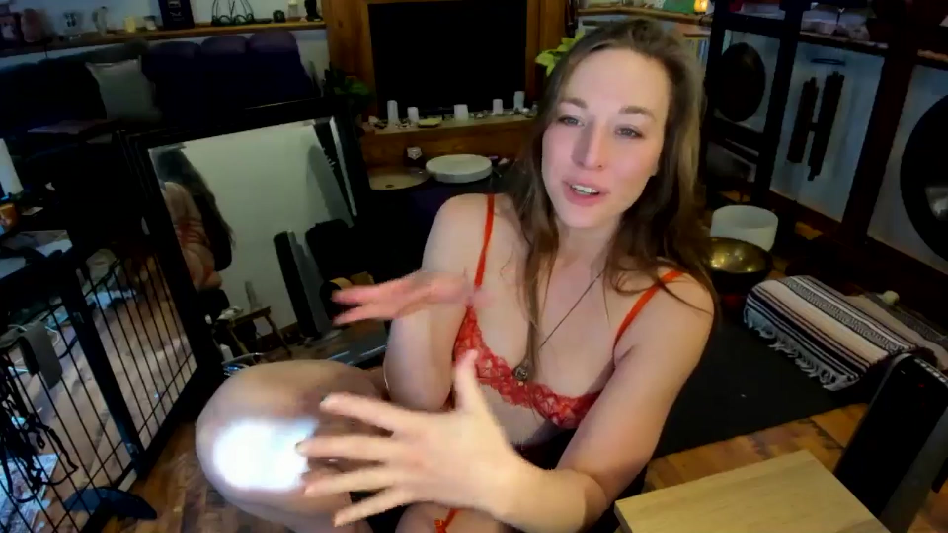Gallery image thumbnail from She_is_Sam's myfreecams stream on, 02/28/2025, 15:28 image 8 of 20