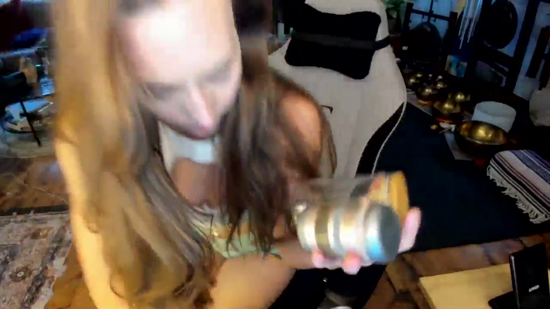 Gallery image thumbnail from She_is_Sam's myfreecams stream on, 03/03/2025, 17:51 image 16 of 20
