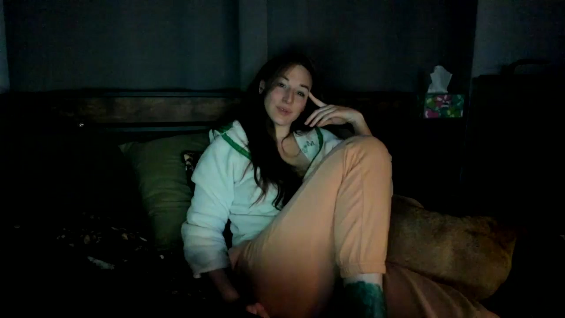 Gallery image thumbnail from She_is_Sam's myfreecams stream on, 03/08/2025, 06:06 image 10 of 20