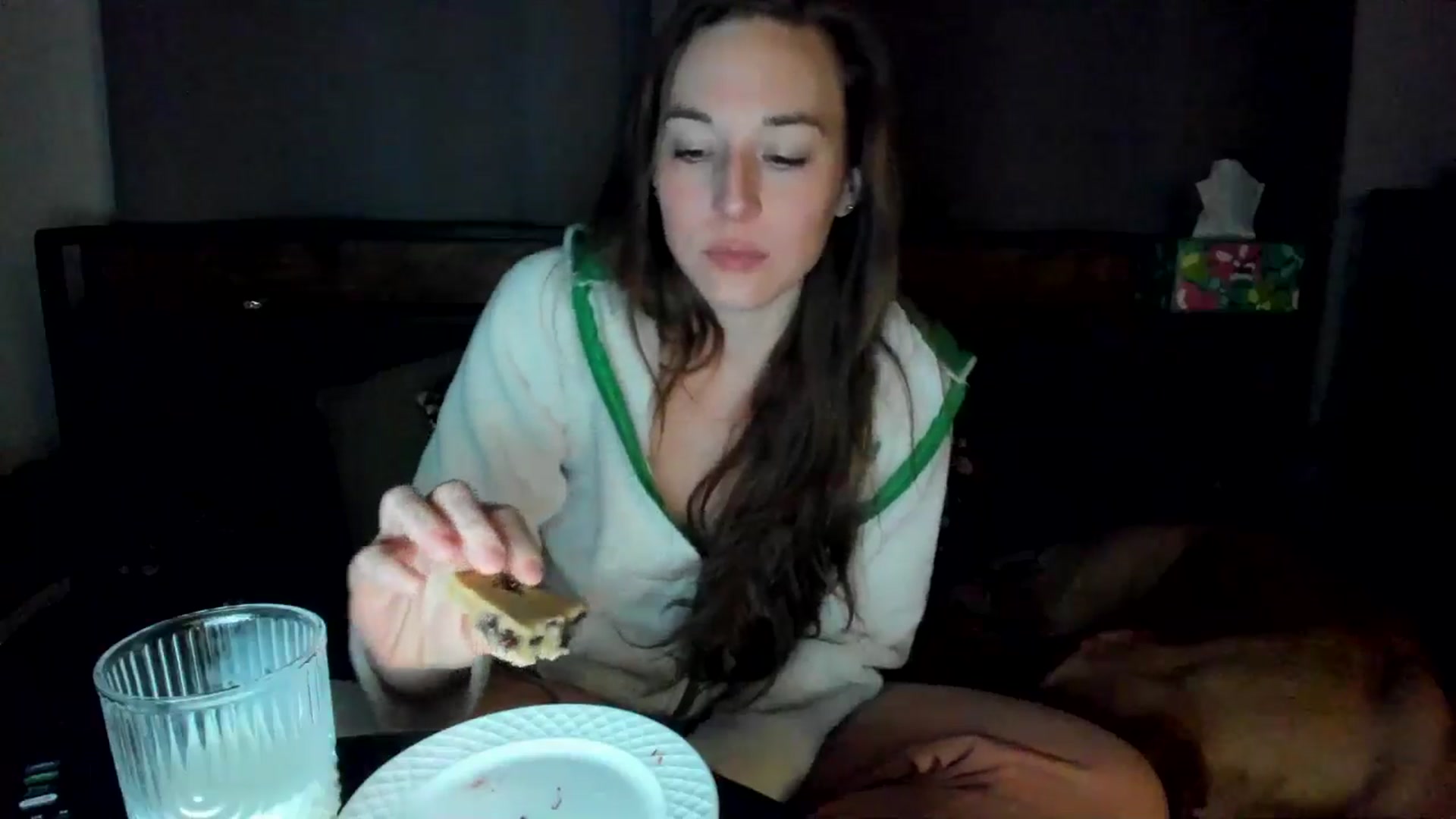 Gallery image thumbnail from She_is_Sam's myfreecams stream on, 03/08/2025, 06:06 image 13 of 20