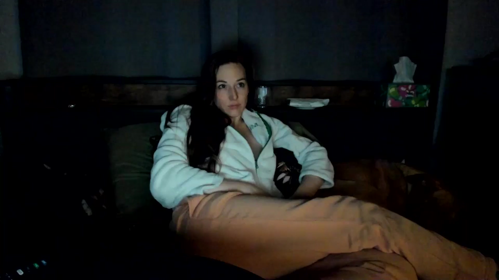 Gallery image thumbnail from She_is_Sam's myfreecams stream on, 03/08/2025, 06:06 image 17 of 20