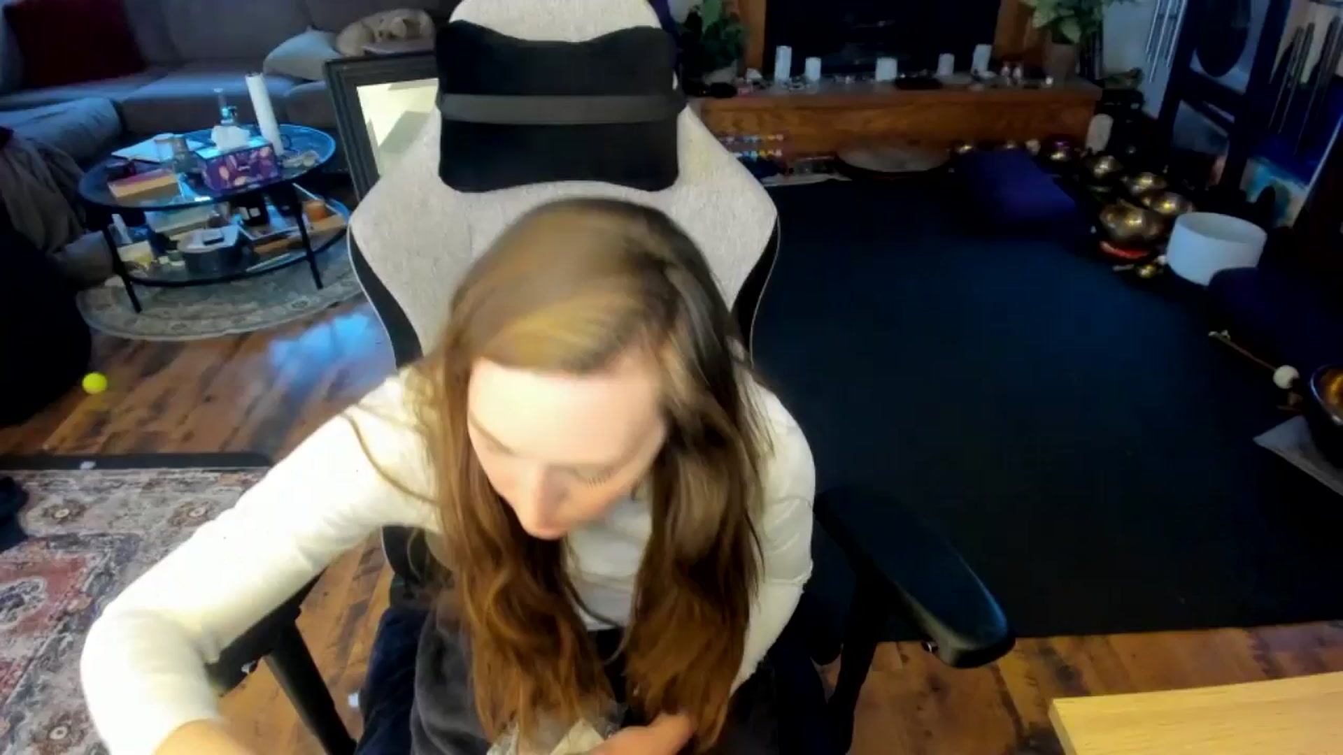 Gallery image thumbnail from She_is_Sam's myfreecams stream on, 03/11/2025, 17:50 image 10 of 20