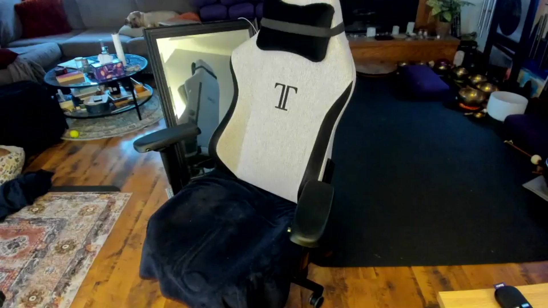 Gallery image thumbnail from She_is_Sam's myfreecams stream on, 03/11/2025, 18:44 image 17 of 20